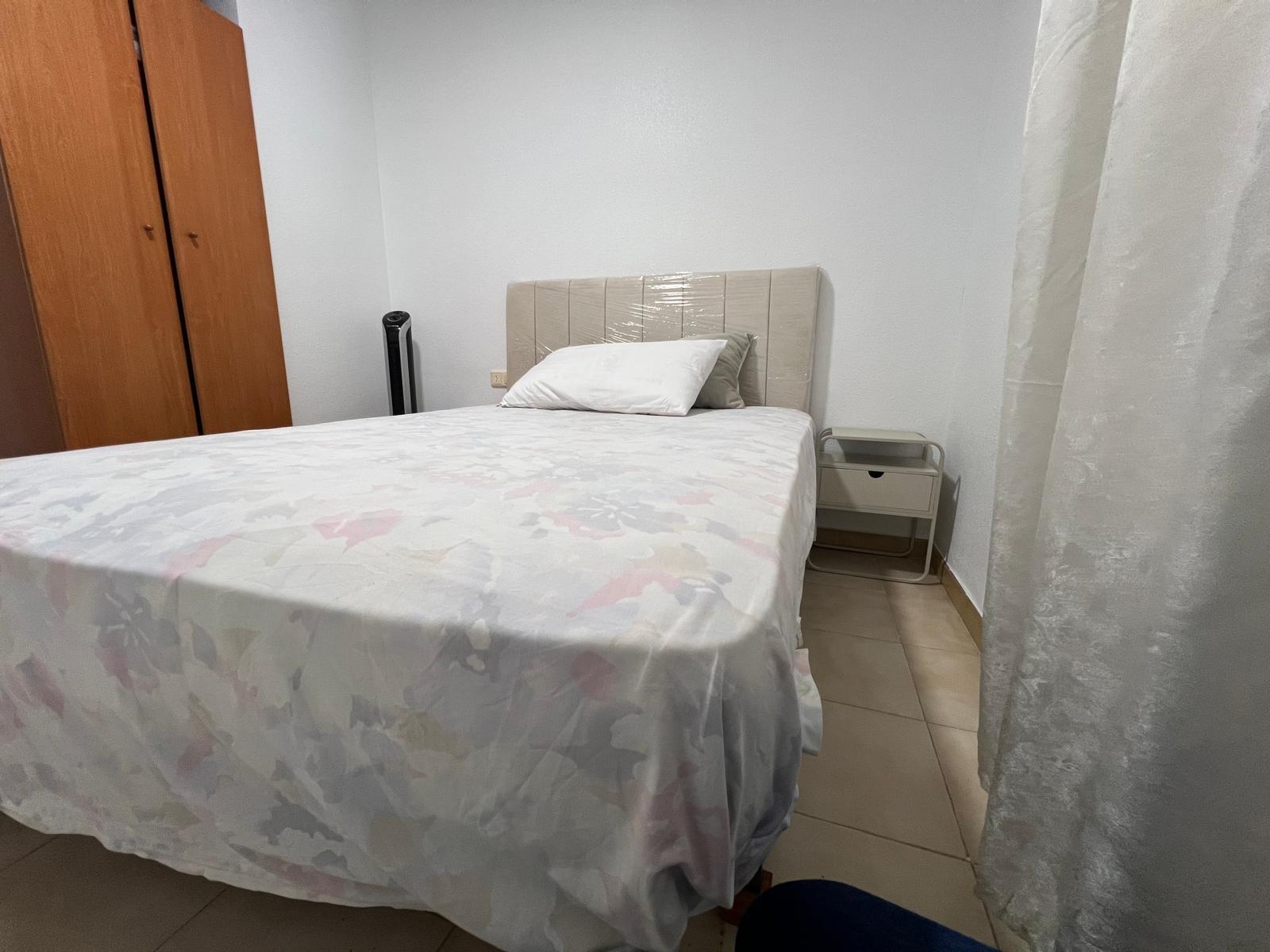 For sale - 3 Bedroom 2 Bathroom Apartment in Torrevieja - Playa Del Cura  - Alicante