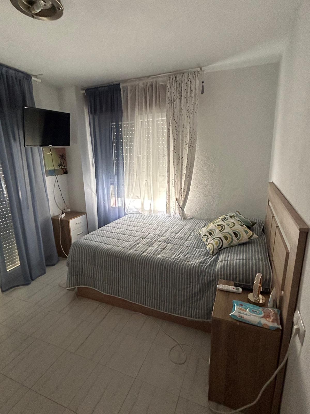 For sale - 3 Bedroom 2 Bathroom Town House in Torrevieja - Centro  - Alicante