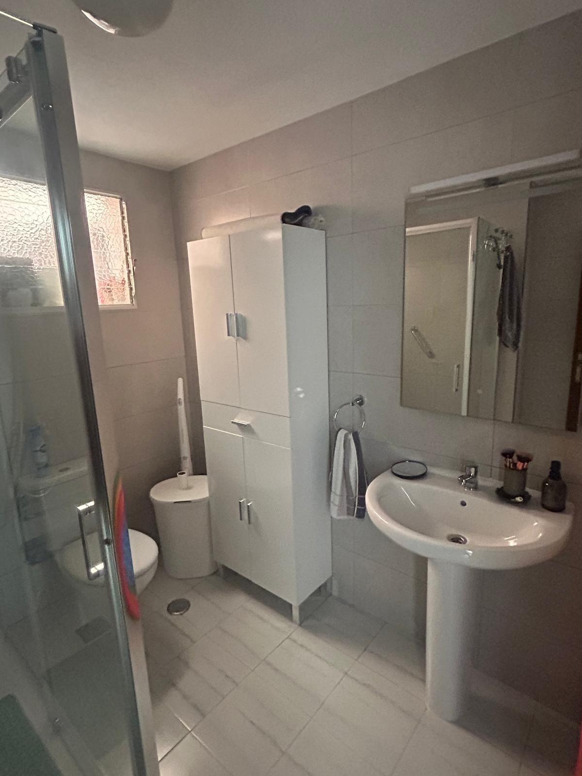 For sale - 3 Bedroom 2 Bathroom Town House in Torrevieja - Centro  - Alicante