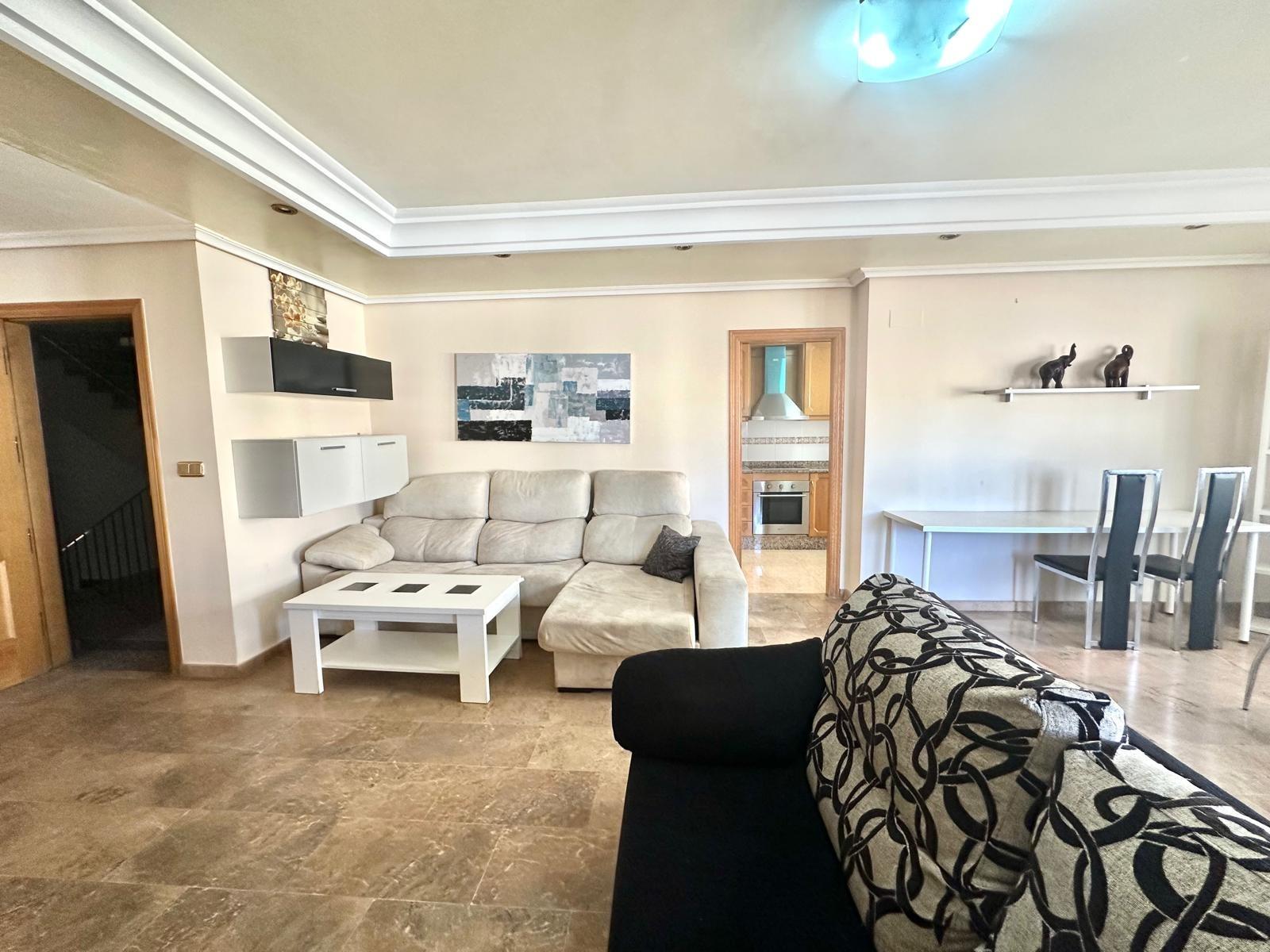 For sale - 4 Bedroom 2 Bathroom Apartment in Torrevieja - Torrevieja  - Alicante