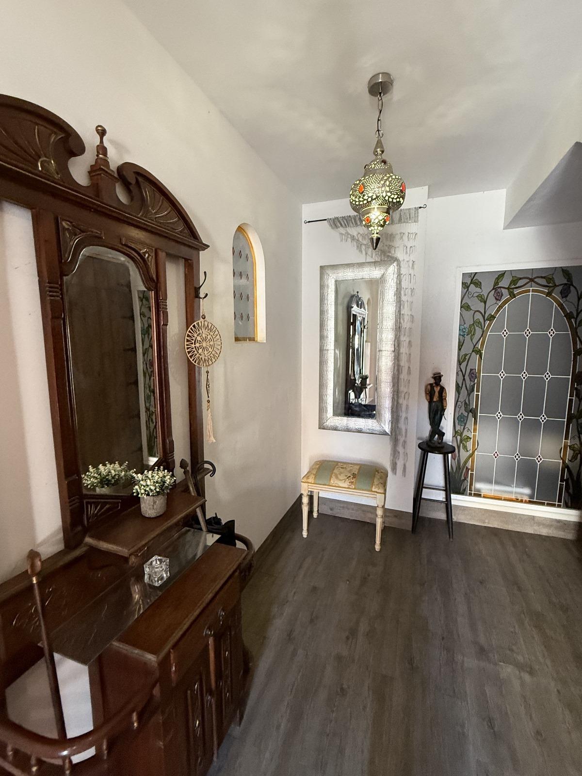For sale - 4 Bedroom 2 Bathroom Town House in Torrevieja - Torrevieja  - Alicante