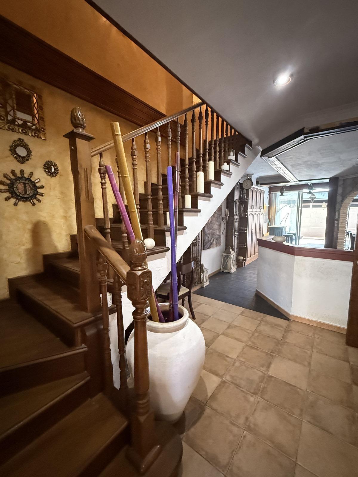 For sale - 4 Bedroom 2 Bathroom Town House in Torrevieja - Torrevieja  - Alicante