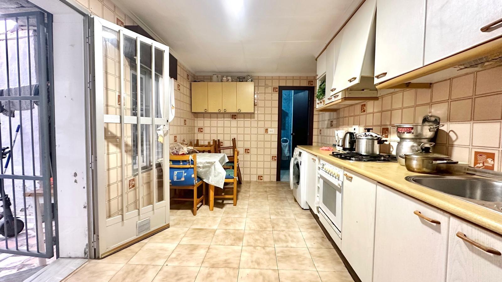 For sale - 4 Bedroom 2 Bathroom Town House in Torrevieja - Playa Del Cura  - Alicante