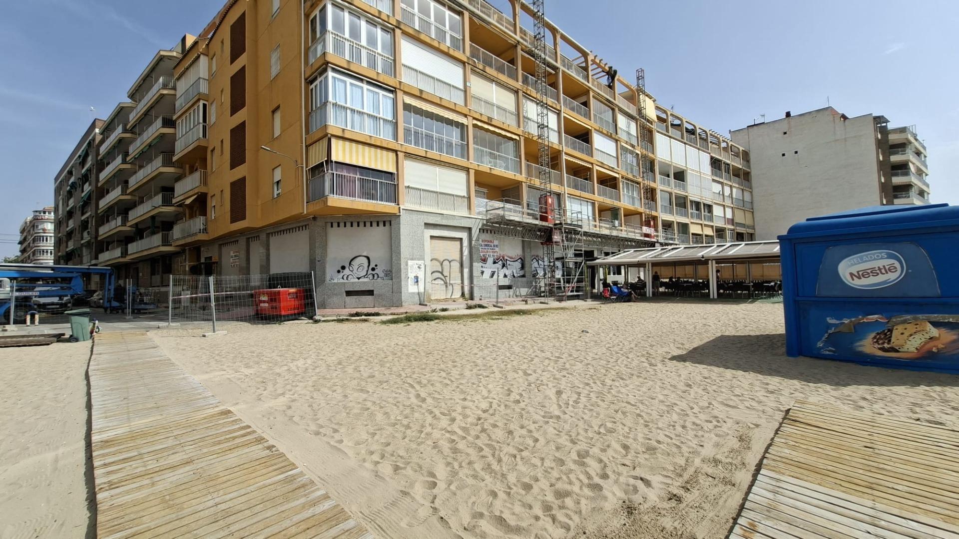 For sale - 3 Bedroom 2 Bathroom Apartment in Torrevieja - Acequion  - Alicante