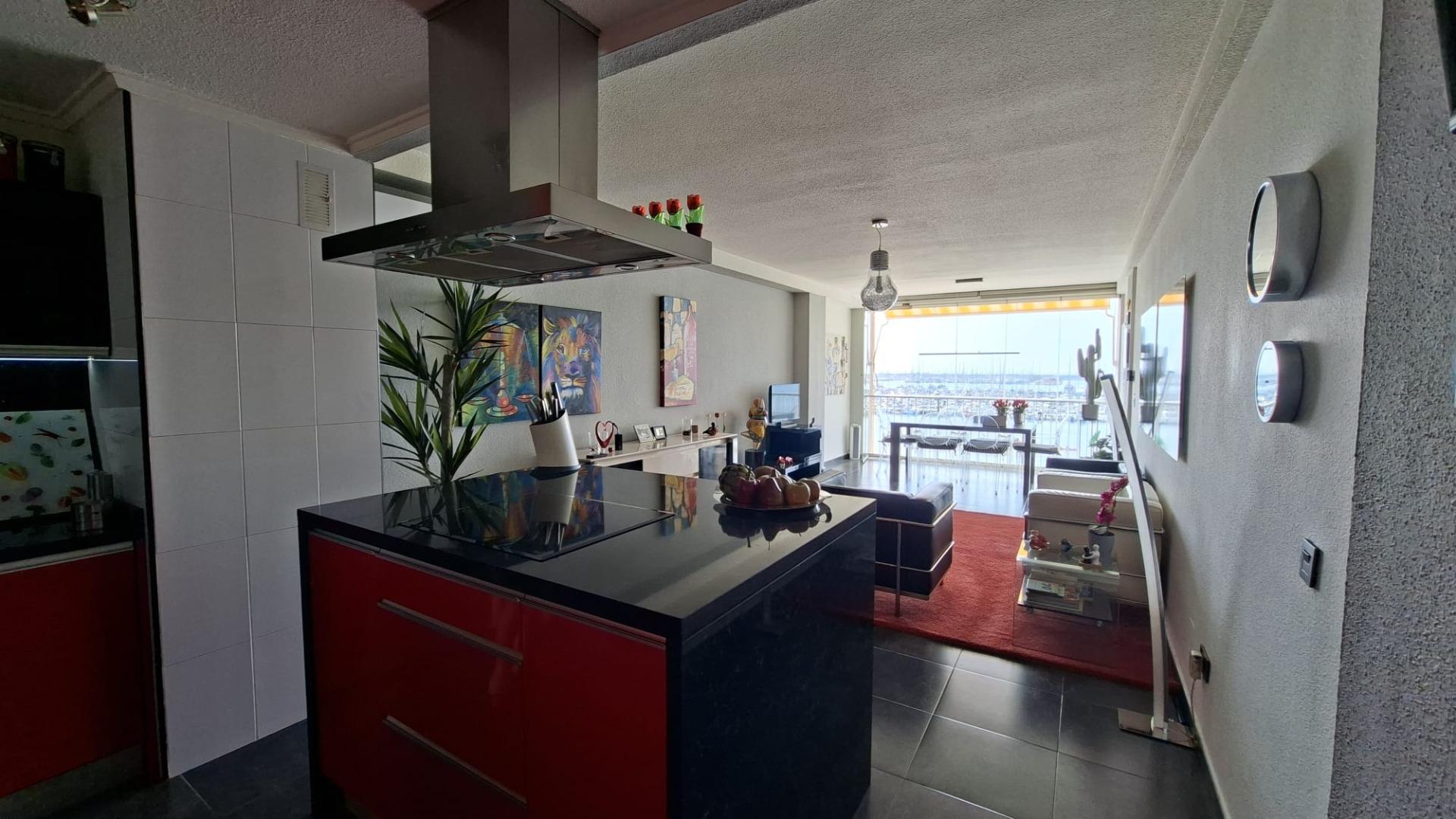 For sale - 3 Bedroom 2 Bathroom Apartment in Torrevieja - Acequion  - Alicante