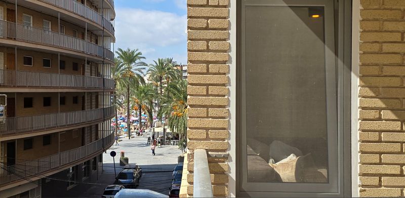 For sale - 2 Bedroom 1 Bathroom Apartment in Torrevieja - Centro  - Alicante