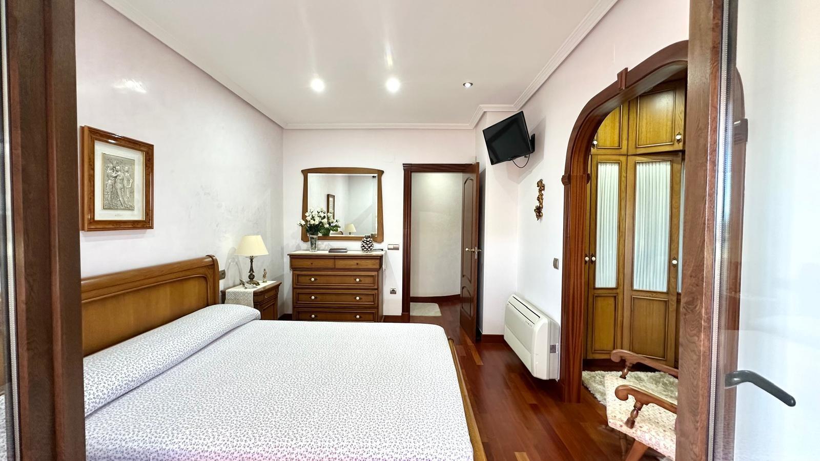 For sale - 4 Bedroom 3 Bathroom Town House in Torrevieja - La Siesta  - Alicante