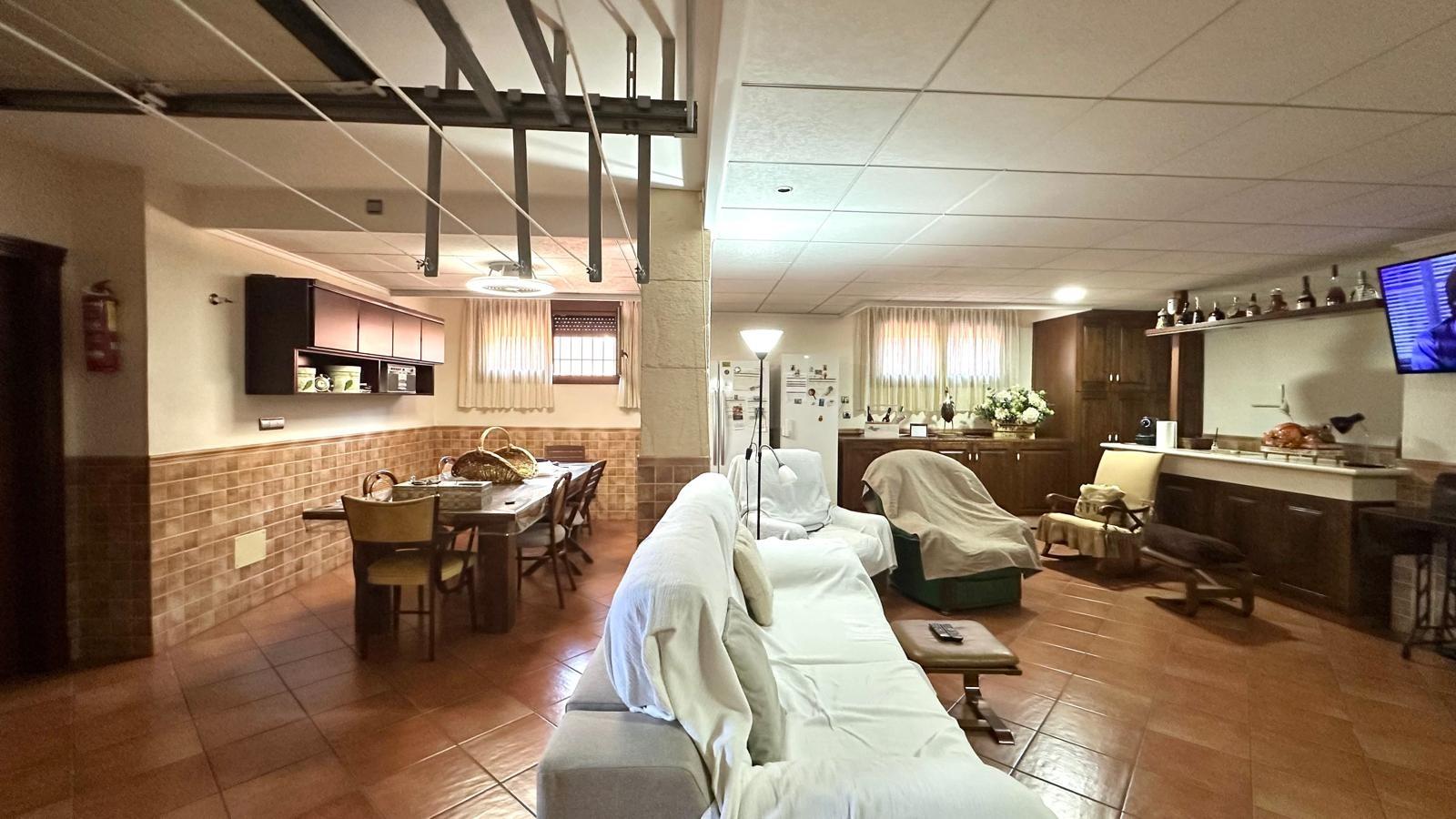 For sale - 4 Bedroom 3 Bathroom Town House in Torrevieja - La Siesta  - Alicante