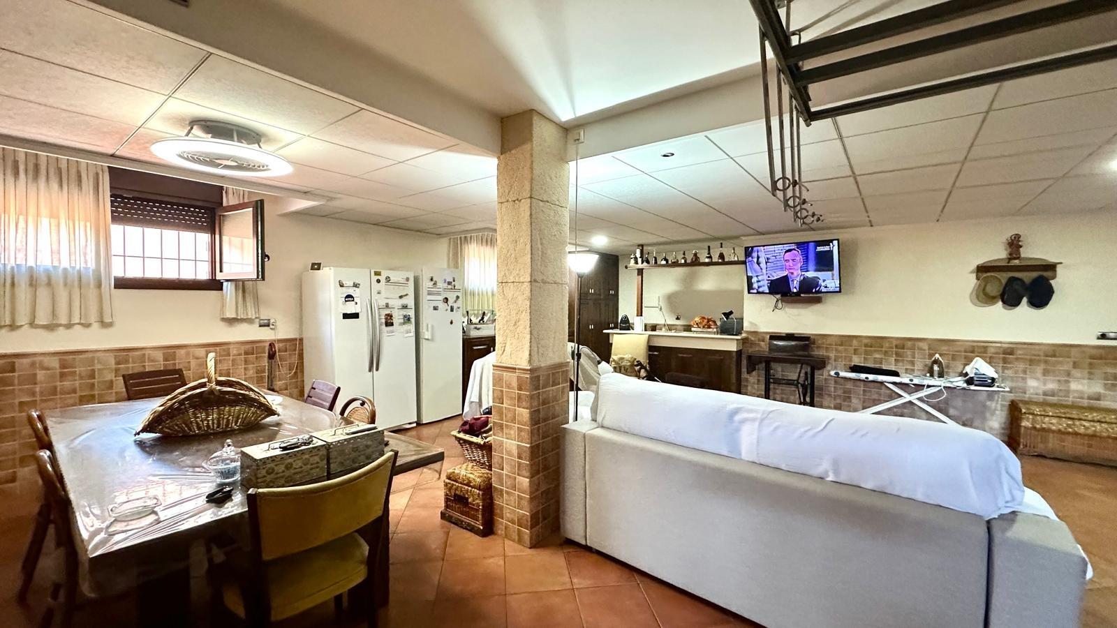 For sale - 4 Bedroom 3 Bathroom Town House in Torrevieja - La Siesta  - Alicante