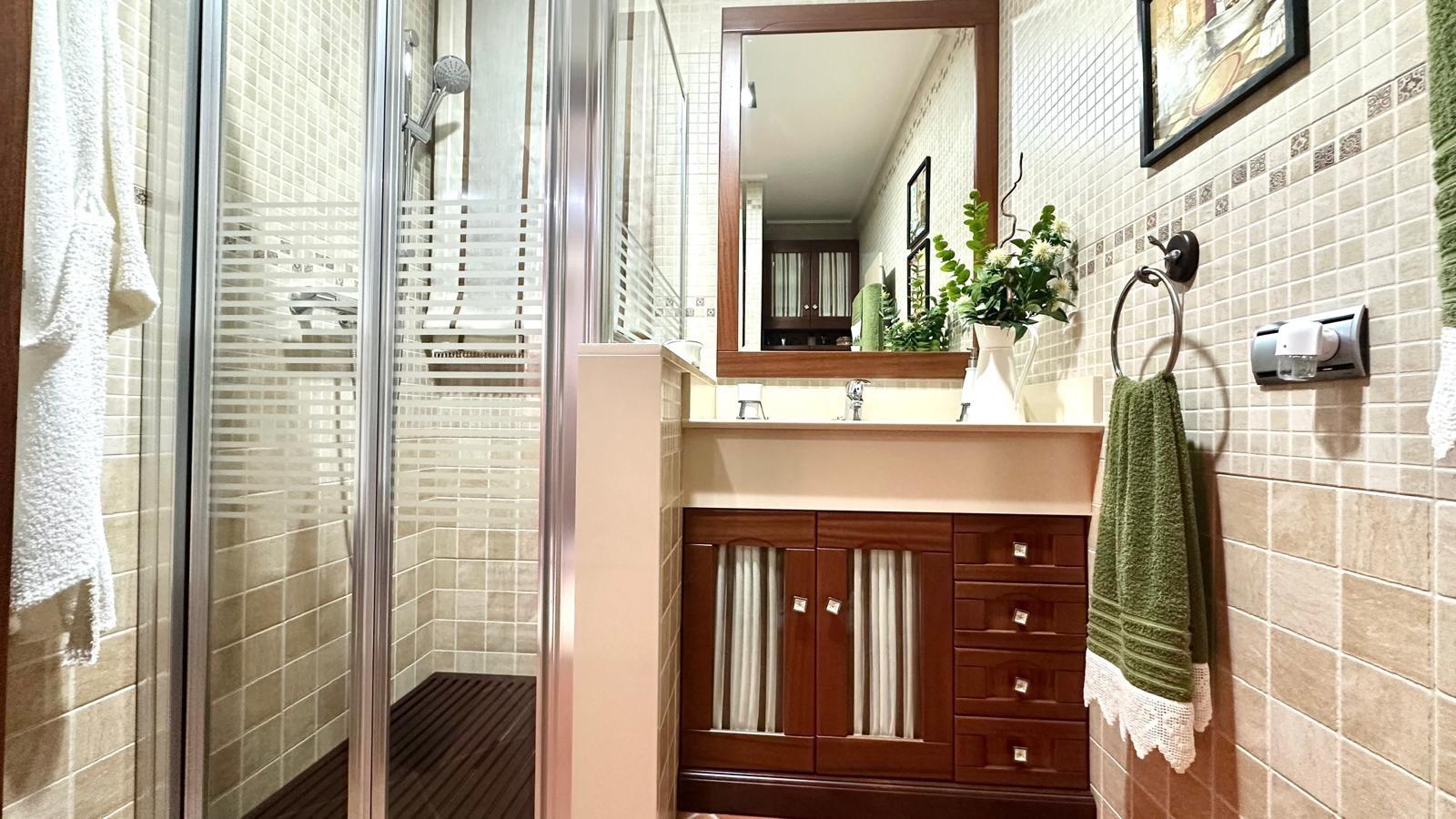 For sale - 4 Bedroom 3 Bathroom Town House in Torrevieja - La Siesta  - Alicante