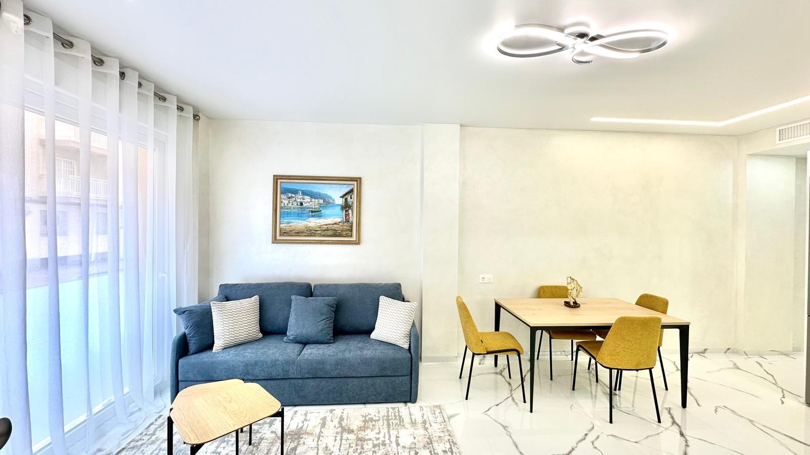 For sale - 2 Bedroom 2 Bathroom Apartment in Torrevieja - Playa Del Cura  - Alicante