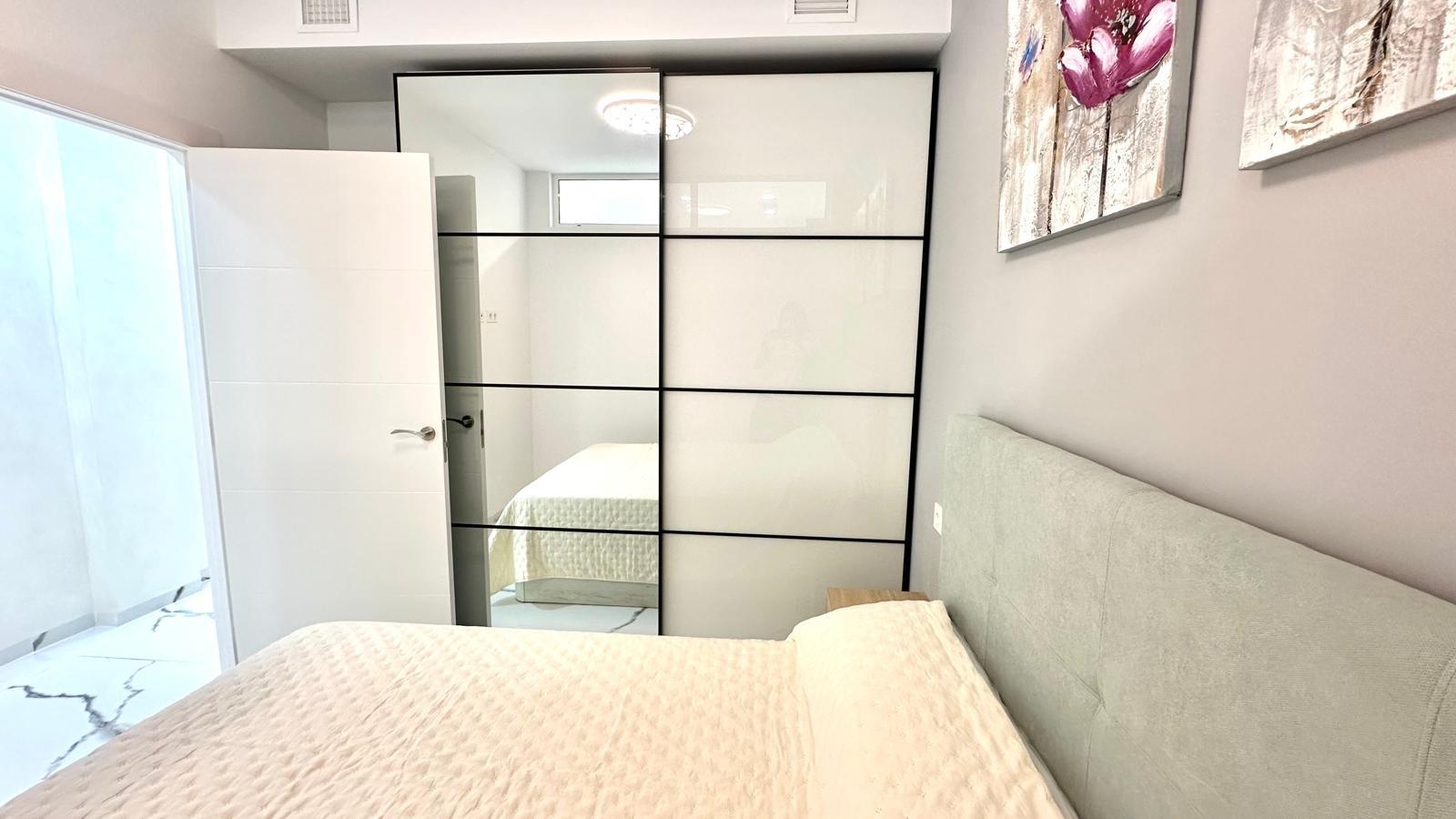 For sale - 2 Bedroom 2 Bathroom Apartment in Torrevieja - Playa Del Cura  - Alicante