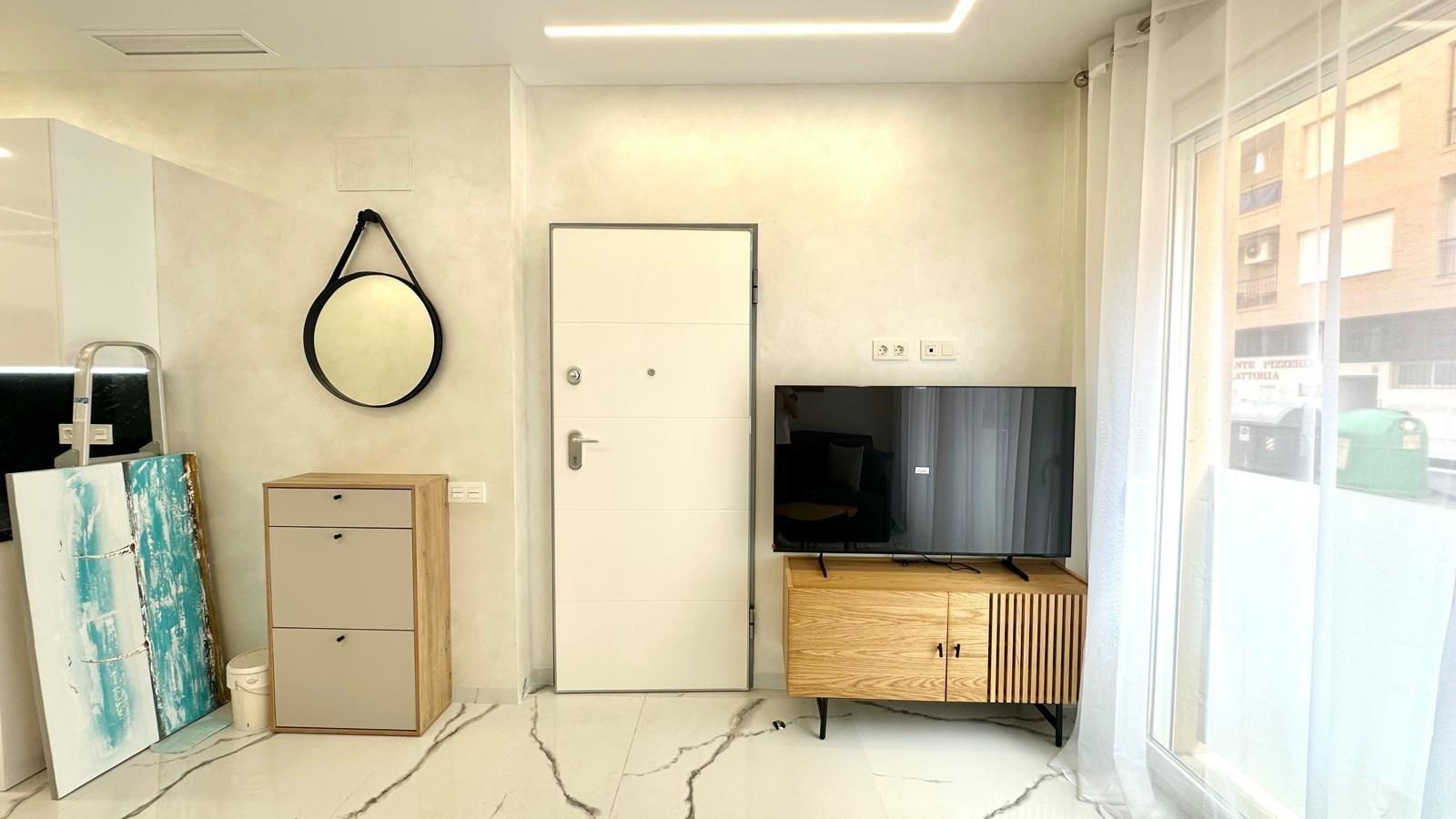 For sale - 2 Bedroom 2 Bathroom Apartment in Torrevieja - Playa Del Cura  - Alicante