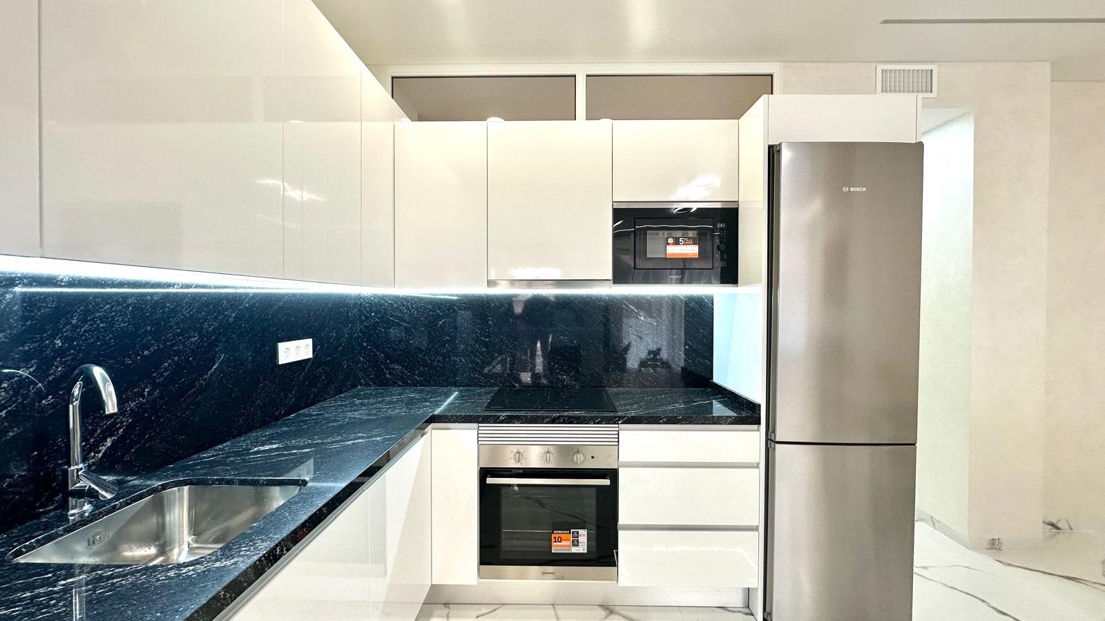 For sale - 2 Bedroom 2 Bathroom Apartment in Torrevieja - Playa Del Cura  - Alicante