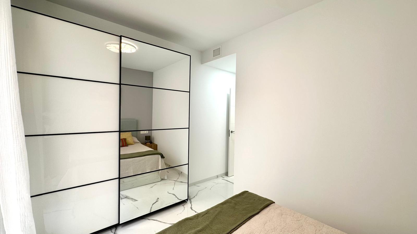 For sale - 2 Bedroom 2 Bathroom Apartment in Torrevieja - Playa Del Cura  - Alicante