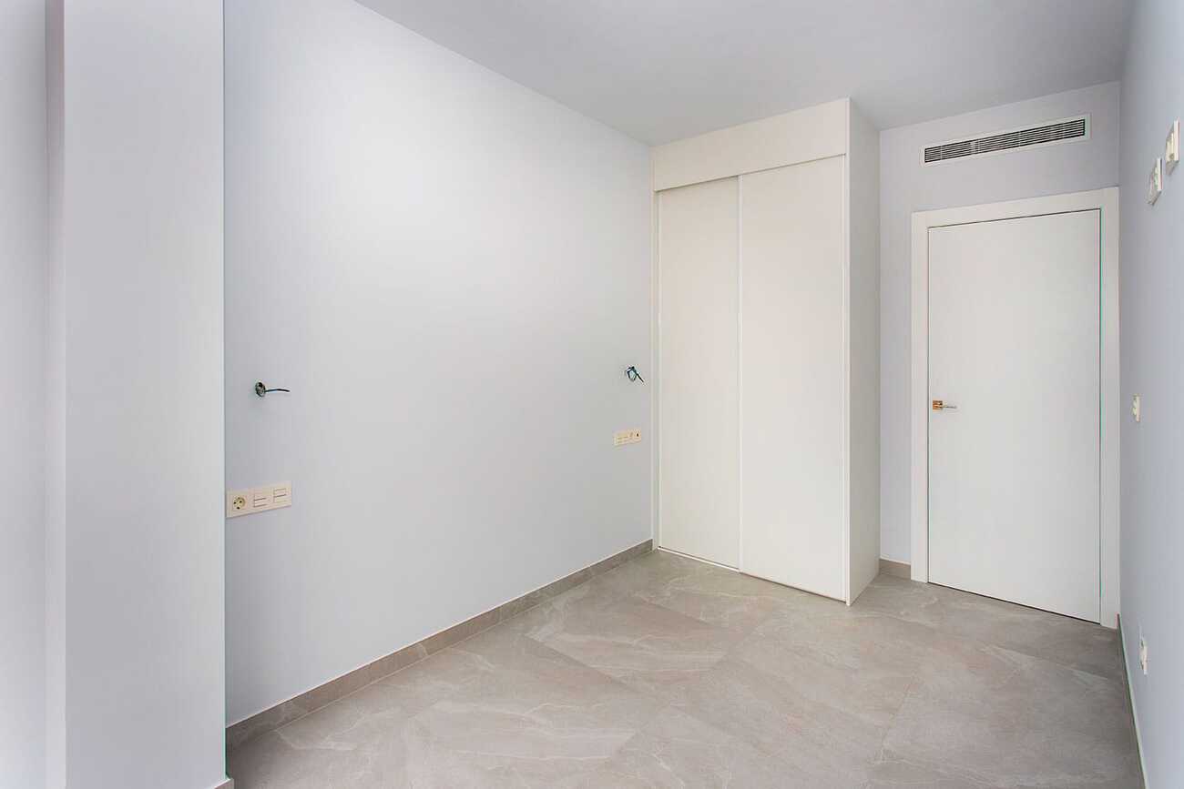 For sale - 2 Bedroom 2 Bathroom Apartment in Torrevieja - CENTRE PLAYA DEL CURA LAS PISCINAS  - Alicante