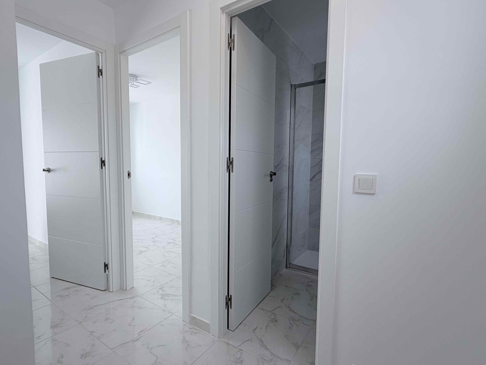 For sale - 3 Bedroom 2 Bathroom Town House in Torrevieja - Costa Blanca  - Alicante