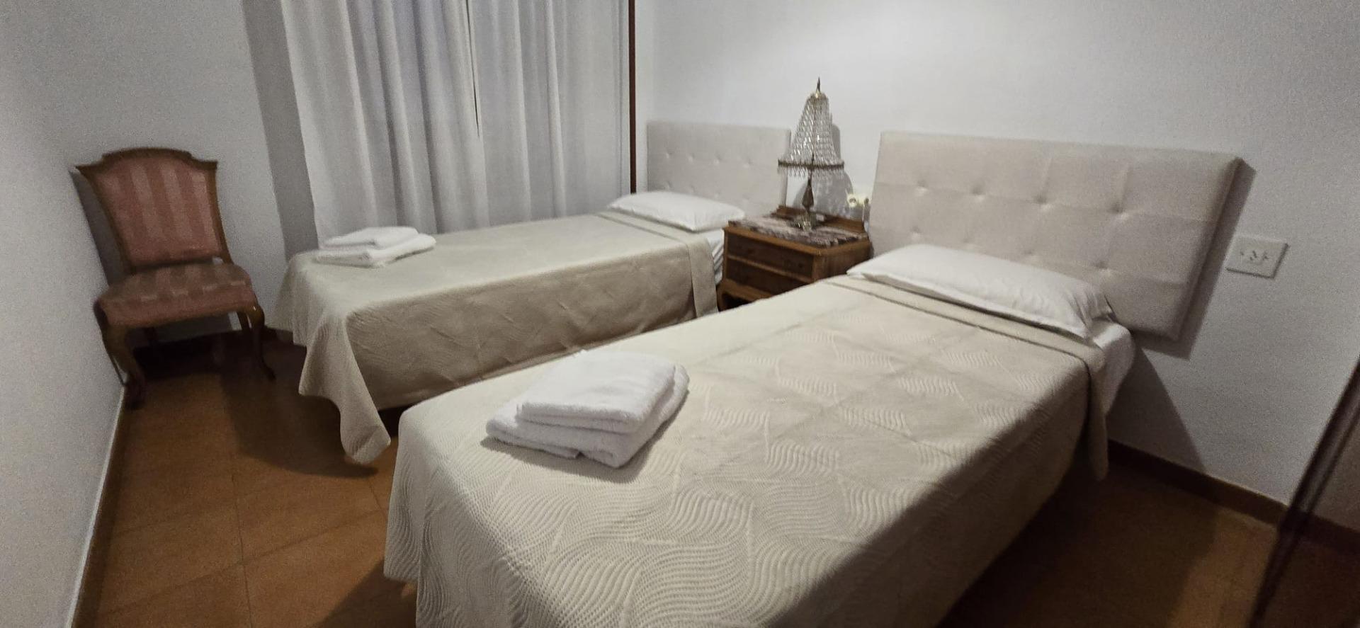 For sale - 4 Bedroom 2 Bathroom Apartment in Torrevieja - Centro  - Alicante