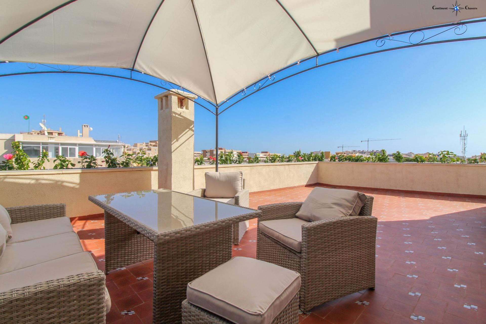 For sale - 2 Bedroom 2 Bathroom Penthouse in Torrevieja - Punta Prima  - Alicante