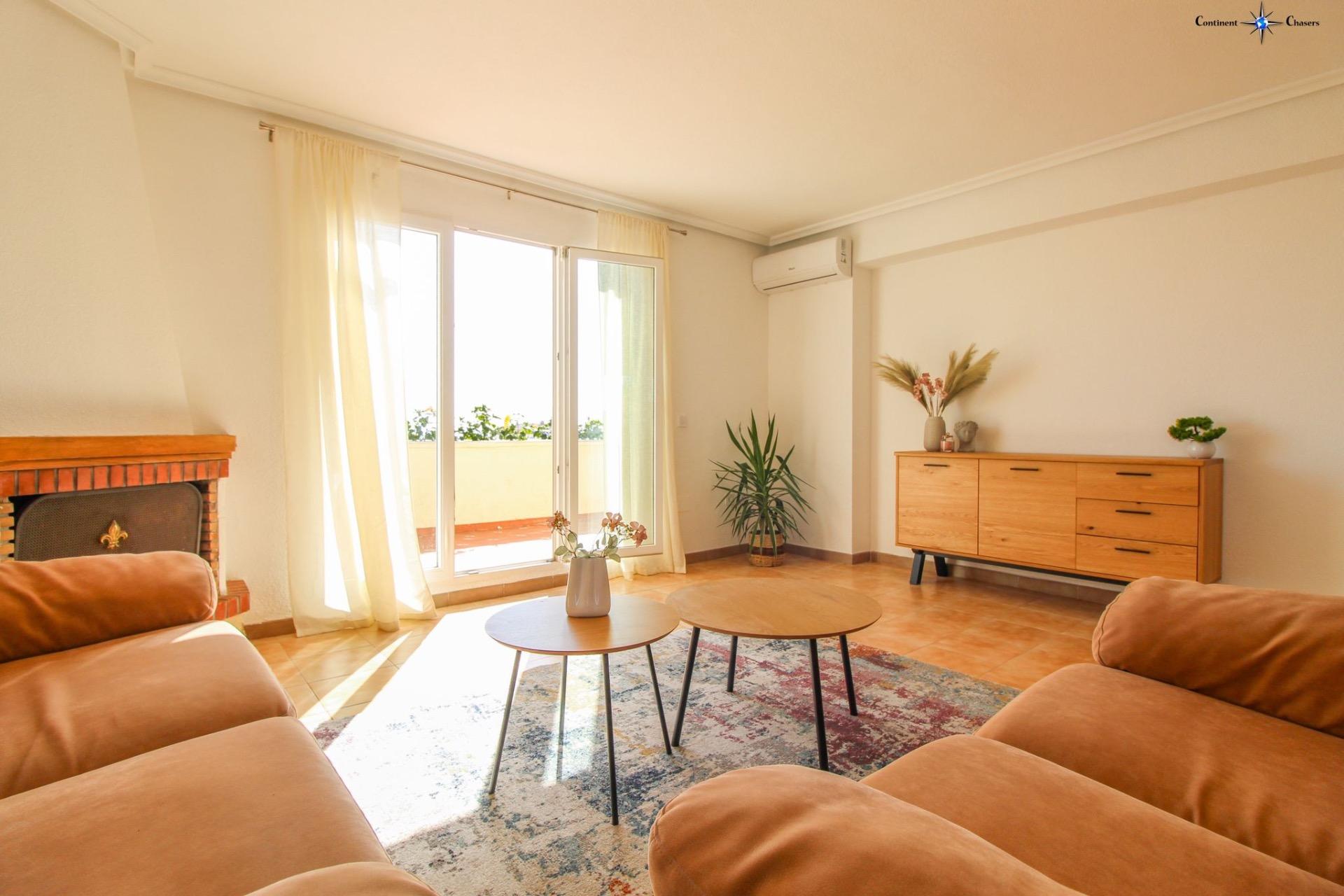 For sale - 2 Bedroom 2 Bathroom Penthouse in Torrevieja - Punta Prima  - Alicante