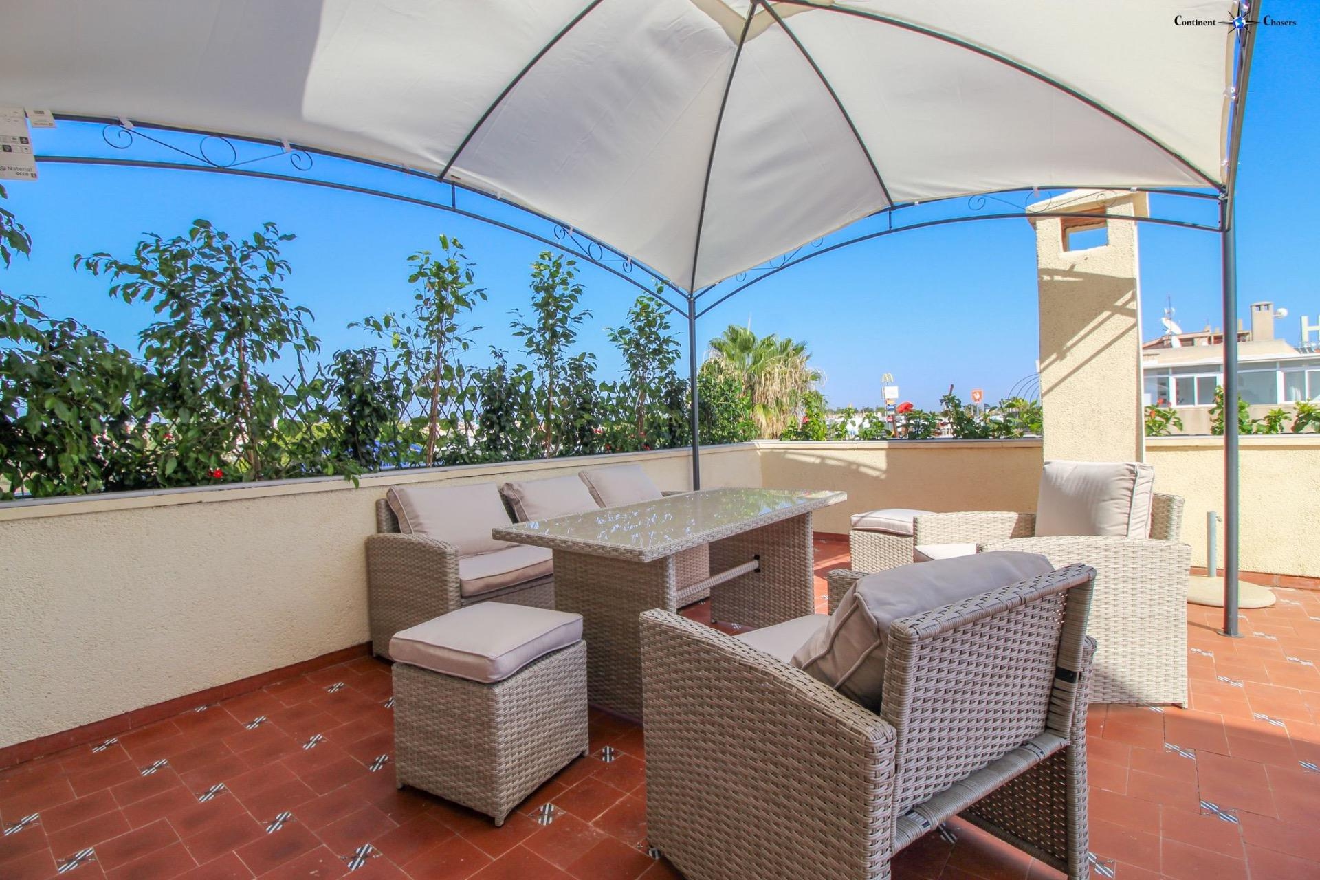 For sale - 2 Bedroom 2 Bathroom Penthouse in Torrevieja - Punta Prima  - Alicante