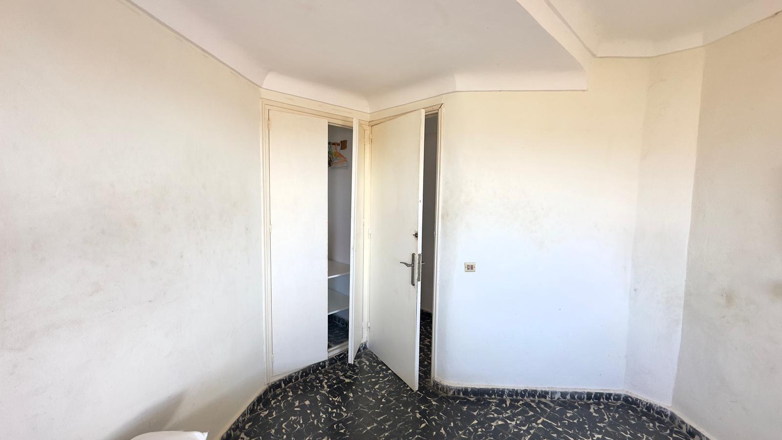 For sale - 3 Bedroom 2 Bathroom Apartment in Torrevieja - Zona Los Frutales  - Alicante