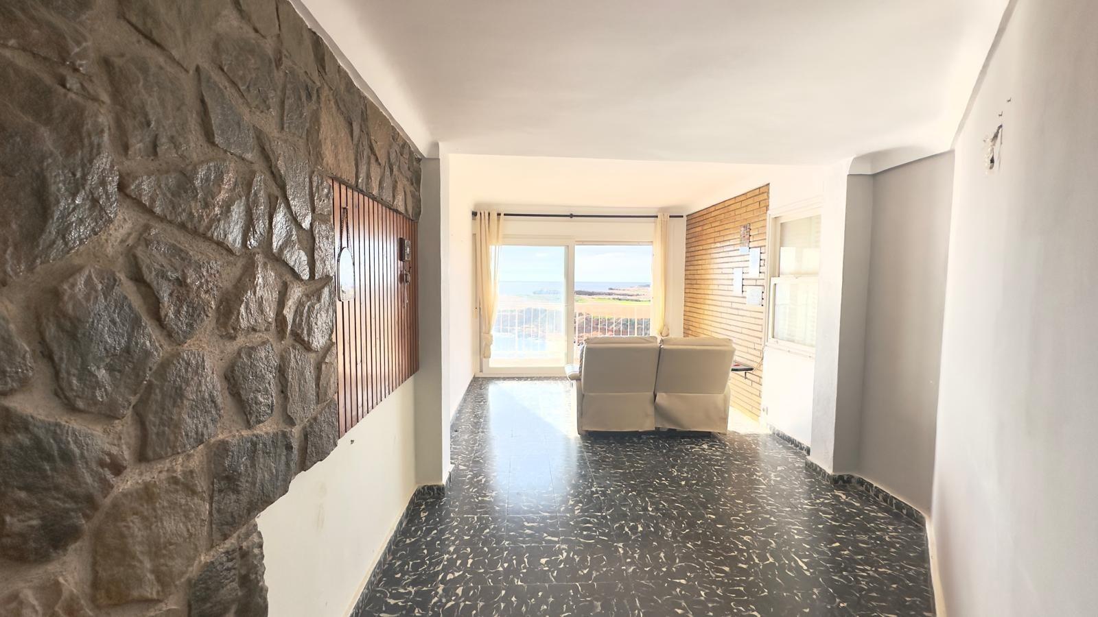 For sale - 3 Bedroom 2 Bathroom Apartment in Torrevieja - Zona Los Frutales  - Alicante