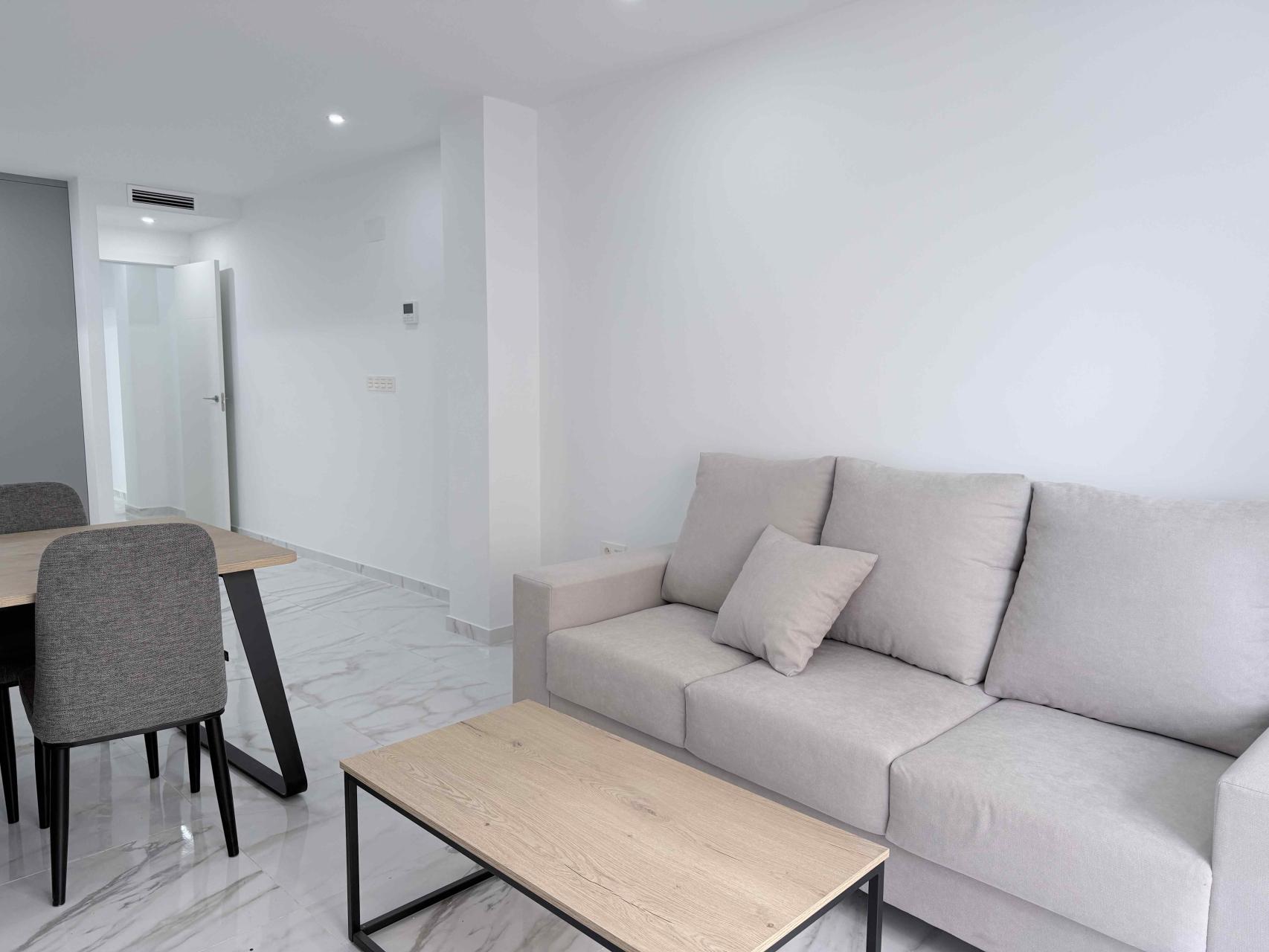 For sale - 2 Bedroom 1 Bathroom Apartment in Torrevieja - Costa Blanca  - Alicante
