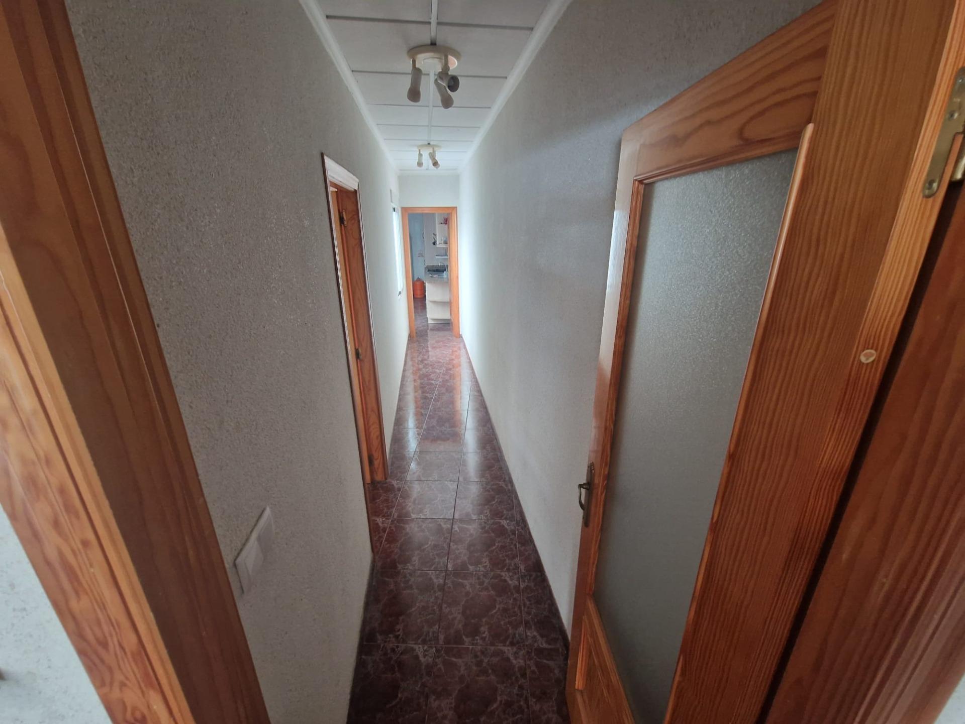 For sale - 4 Bedroom 2 Bathroom Town House in Torrevieja - Torrevieja  - Alicante