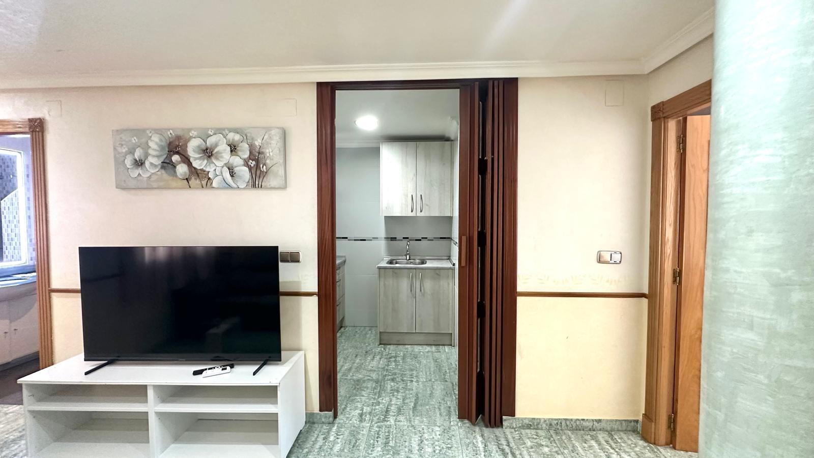 For sale - 4 Bedroom 2 Bathroom Penthouse in Torrevieja - Torrevieja  - Alicante