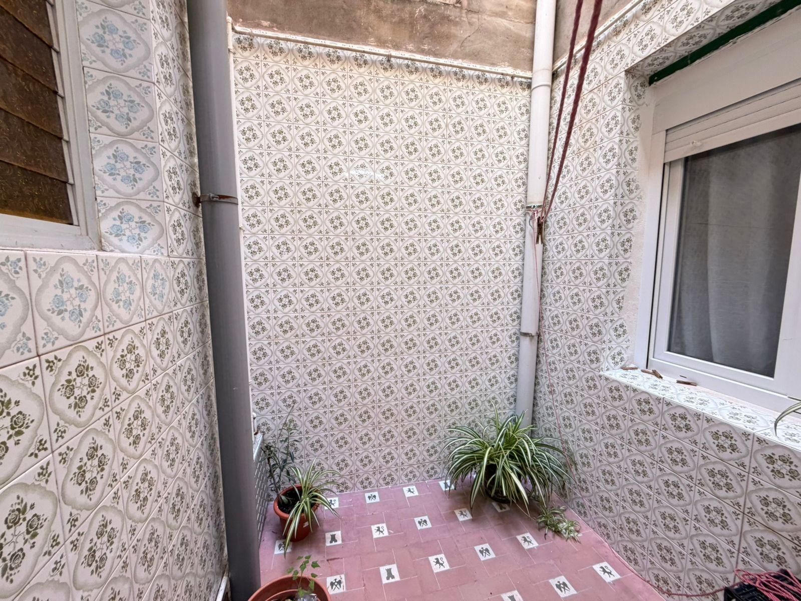For sale - 3 Bedroom 1 Bathroom Apartment in Torrevieja - Playa Del Cura  - Alicante