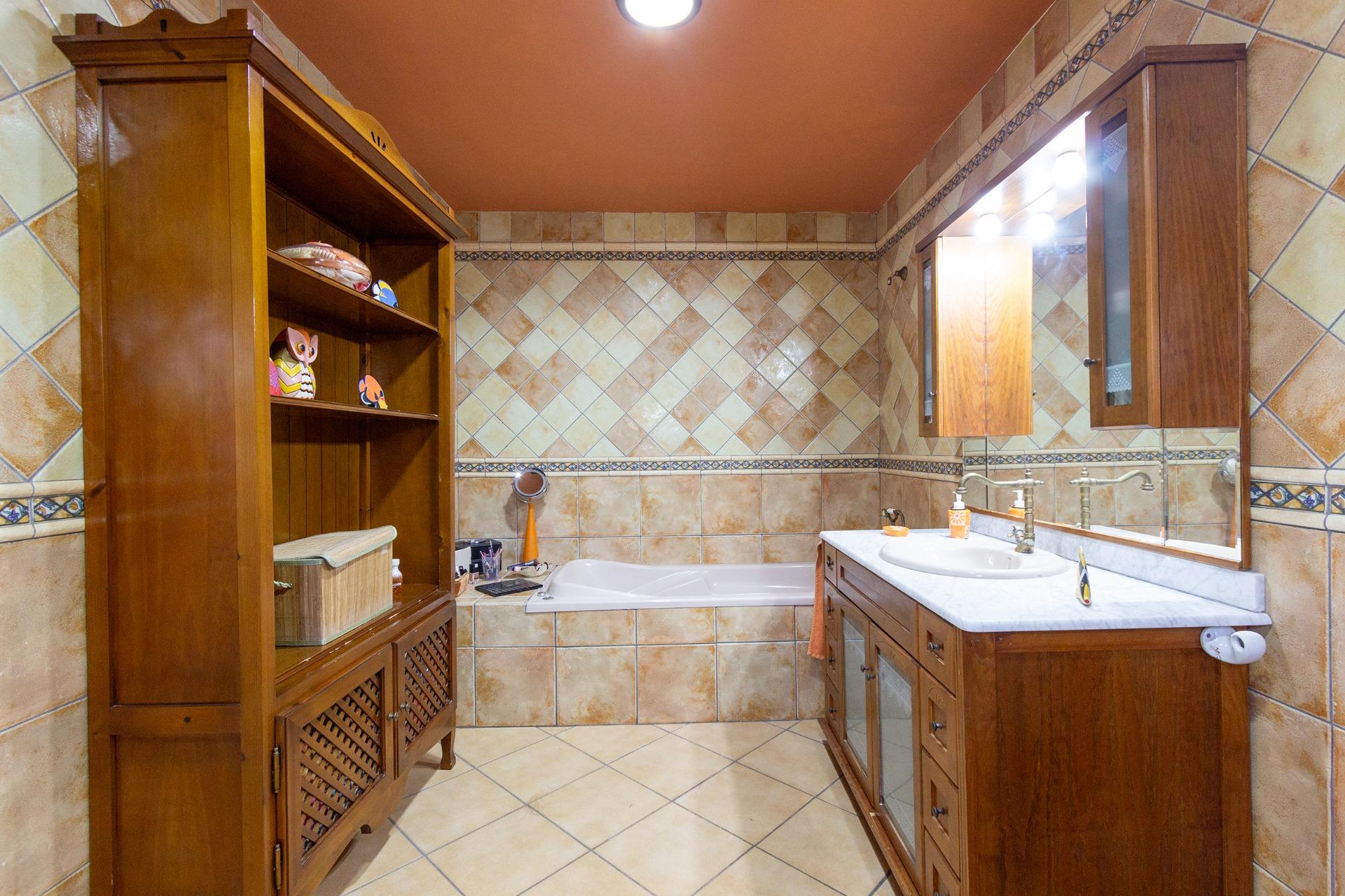 For sale - 4 Bedroom 3 Bathroom Villa in Torrevieja - Los Balcones  - Alicante