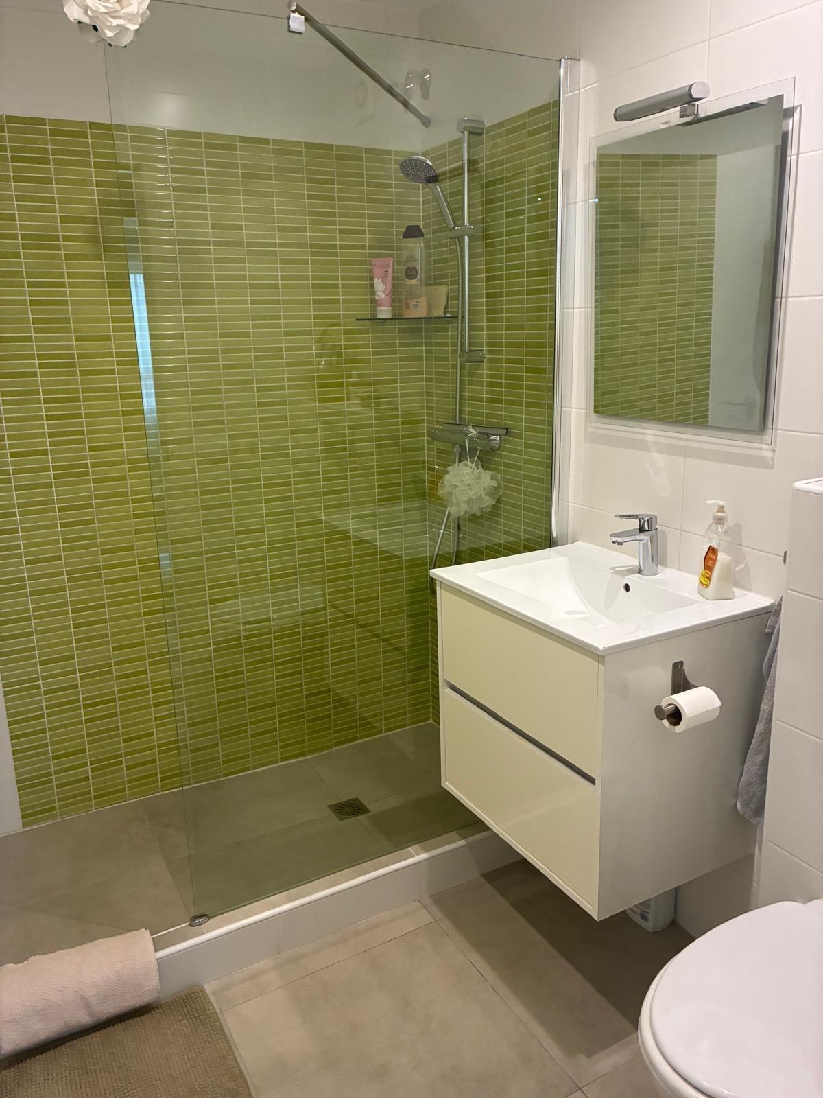 For sale - 2 Bedroom 2 Bathroom Apartment in Torrevieja - El Acequión - Los Náufragos  - Alicante