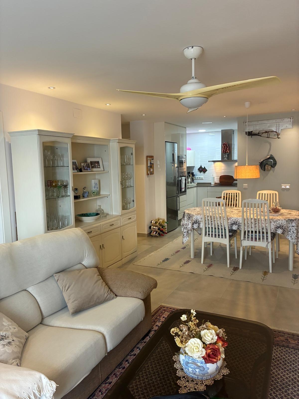 For sale - 2 Bedroom 2 Bathroom Apartment in Torrevieja - El Acequión - Los Náufragos  - Alicante