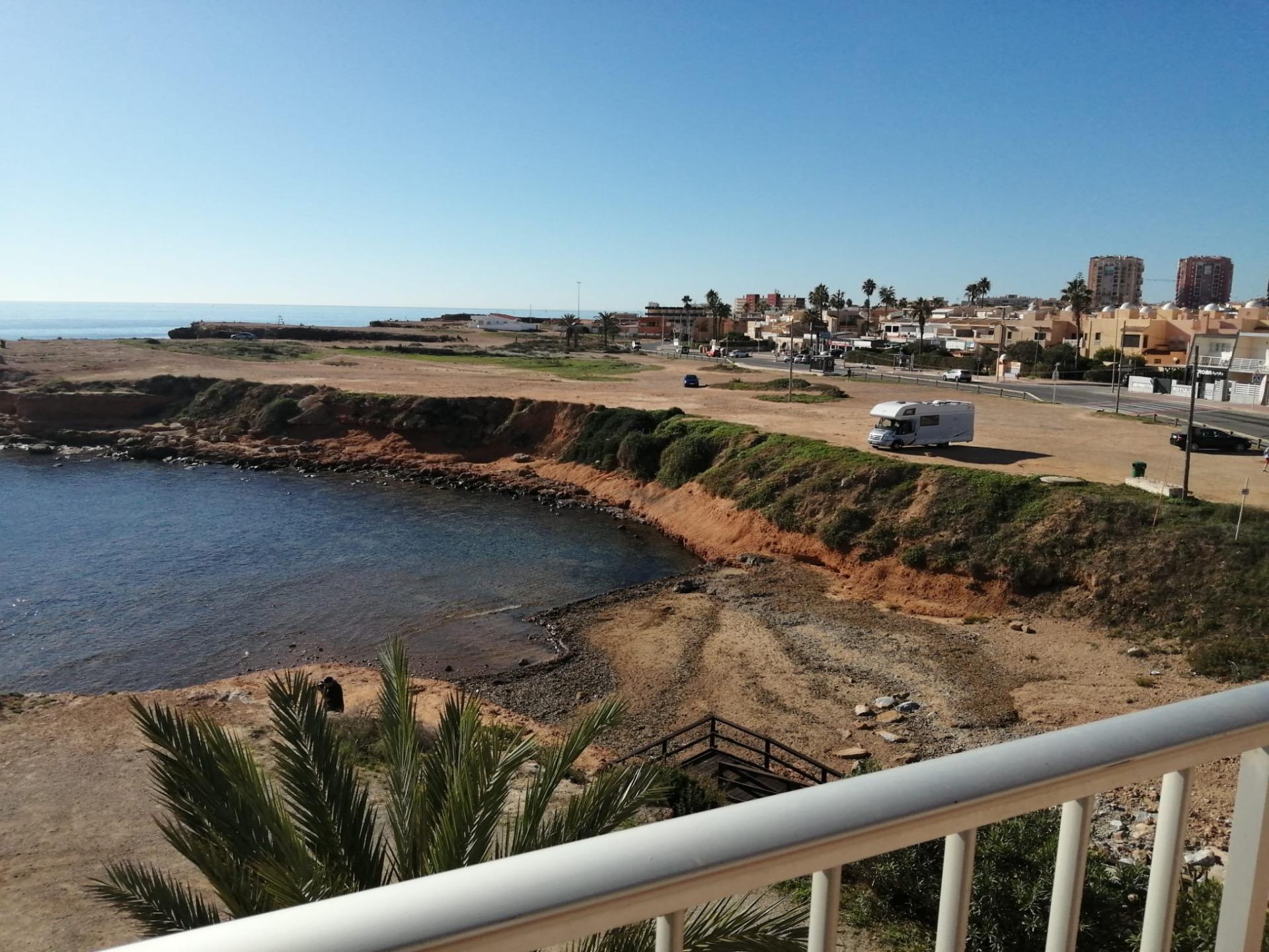 For sale - 3 Bedroom 1 Bathroom Apartment in Torrevieja - Los Frutales  - Alicante