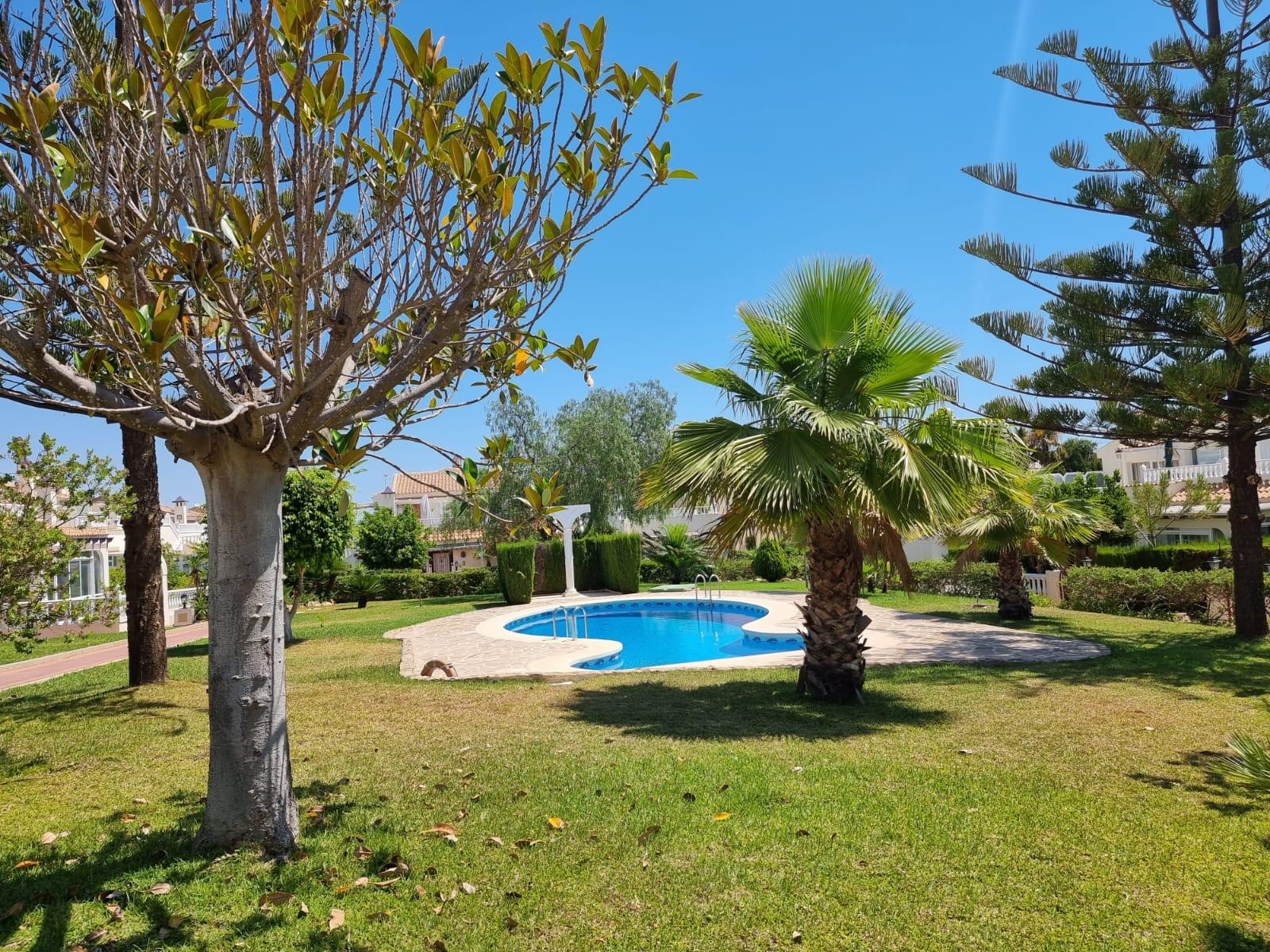 For sale - 2 Bedroom 1 Bathroom Apartment in Torrevieja - Los Balcones - Los Altos Del Edén  - Alicante