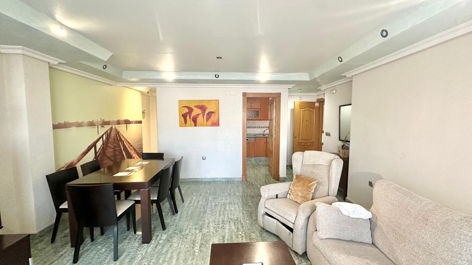 For sale - 2 Bedroom 1 Bathroom Penthouse in Torrevieja - Torrevieja  - Alicante