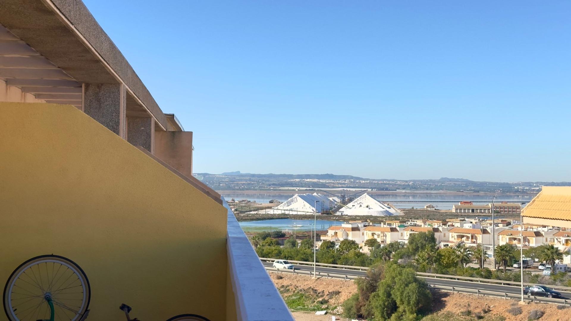 For sale - 2 Bedroom 1 Bathroom Penthouse in Torrevieja - PARQUE DE LAS NACIONES  - Alicante