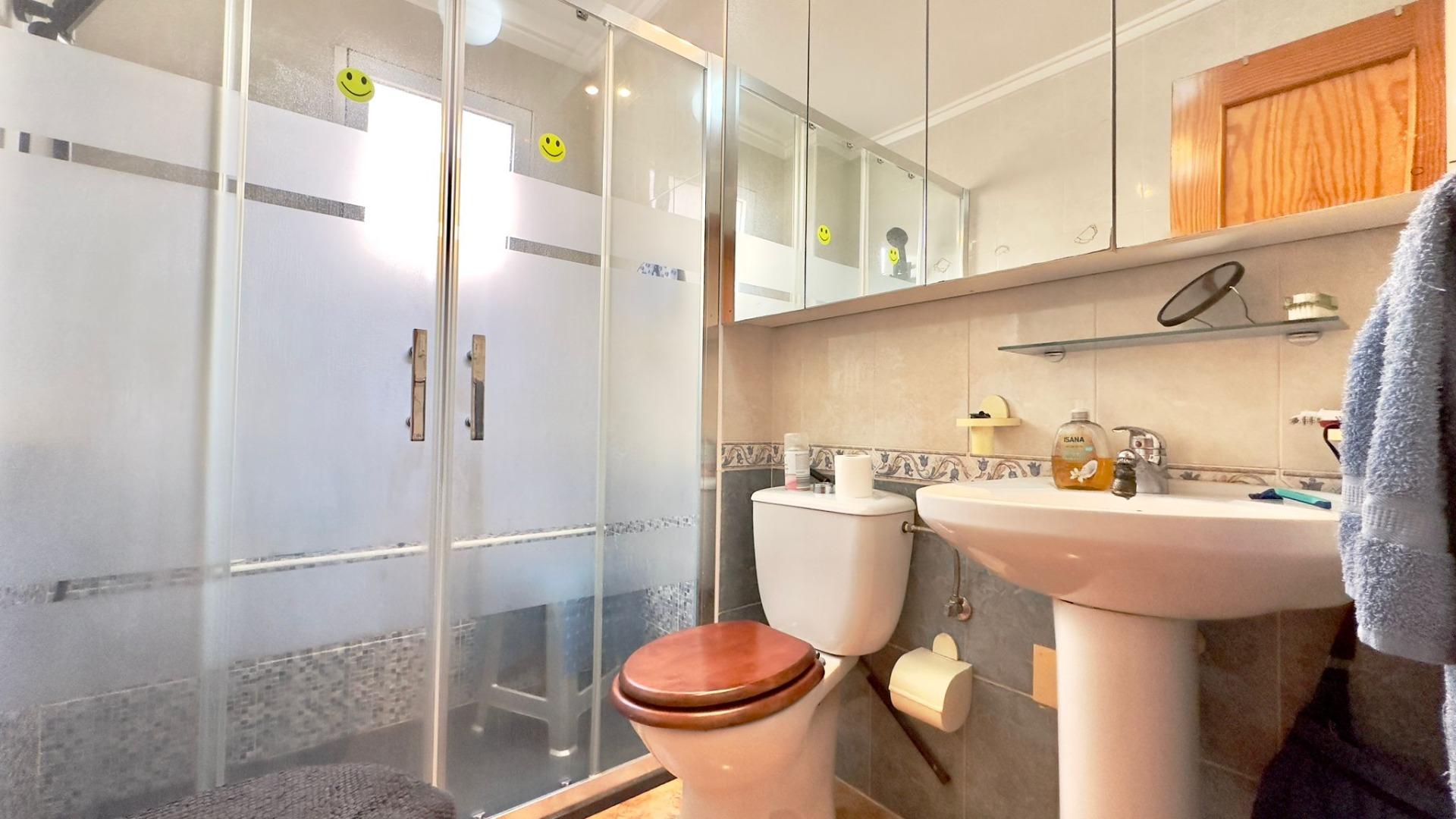 For sale - 2 Bedroom 1 Bathroom Penthouse in Torrevieja - PARQUE DE LAS NACIONES  - Alicante