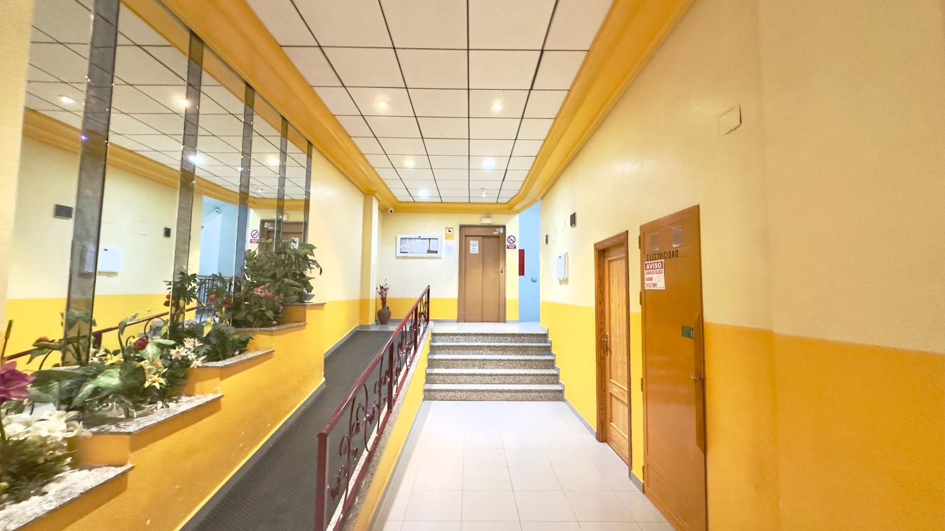For sale - 2 Bedroom 1 Bathroom Penthouse in Torrevieja - PARQUE DE LAS NACIONES  - Alicante