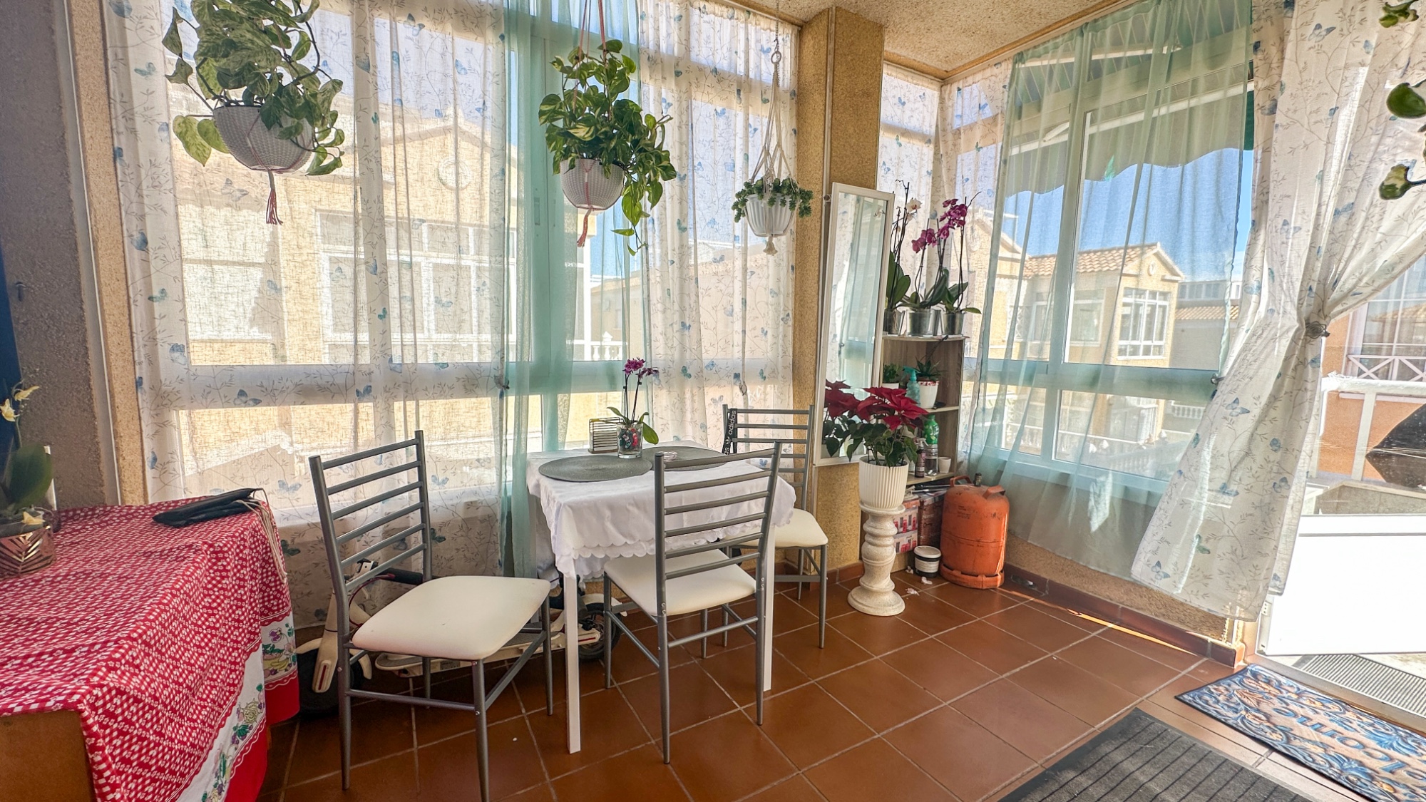 For sale - 2 Bedroom 1 Bathroom Bungalow in Torrevieja - Costa Blanca  - Alicante