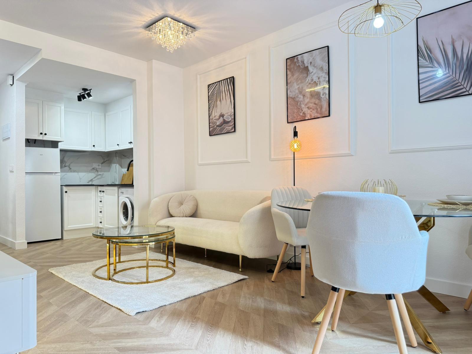 For sale - 2 Bedroom 1 Bathroom Apartment in Torrevieja - PARQUE DE LAS NACIONES  - Alicante