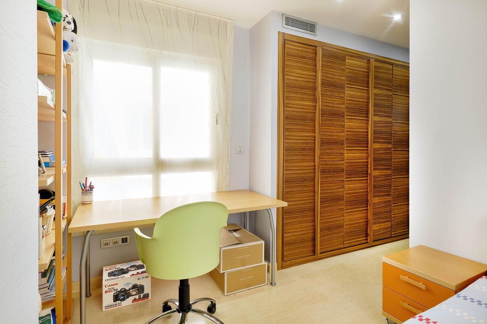 For sale - 3 Bedroom 3 Bathroom Penthouse in Torrevieja - Torrevieja  - Alicante