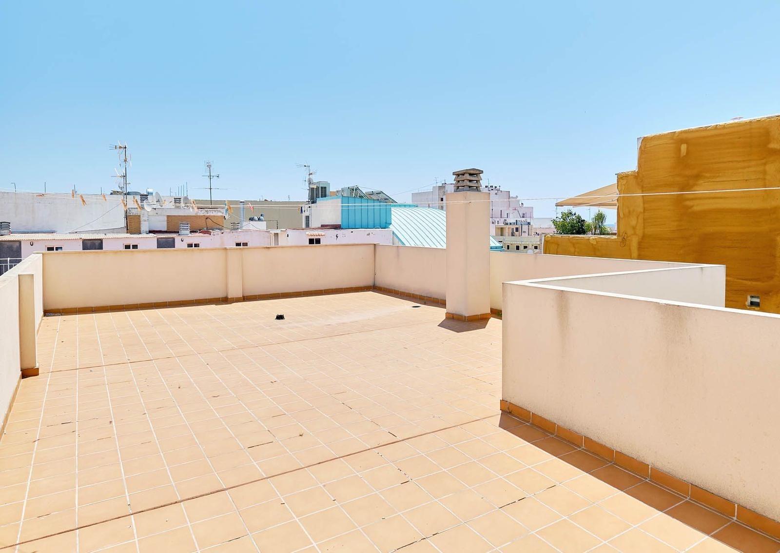 For sale - 3 Bedroom 3 Bathroom Penthouse in Torrevieja - Torrevieja  - Alicante