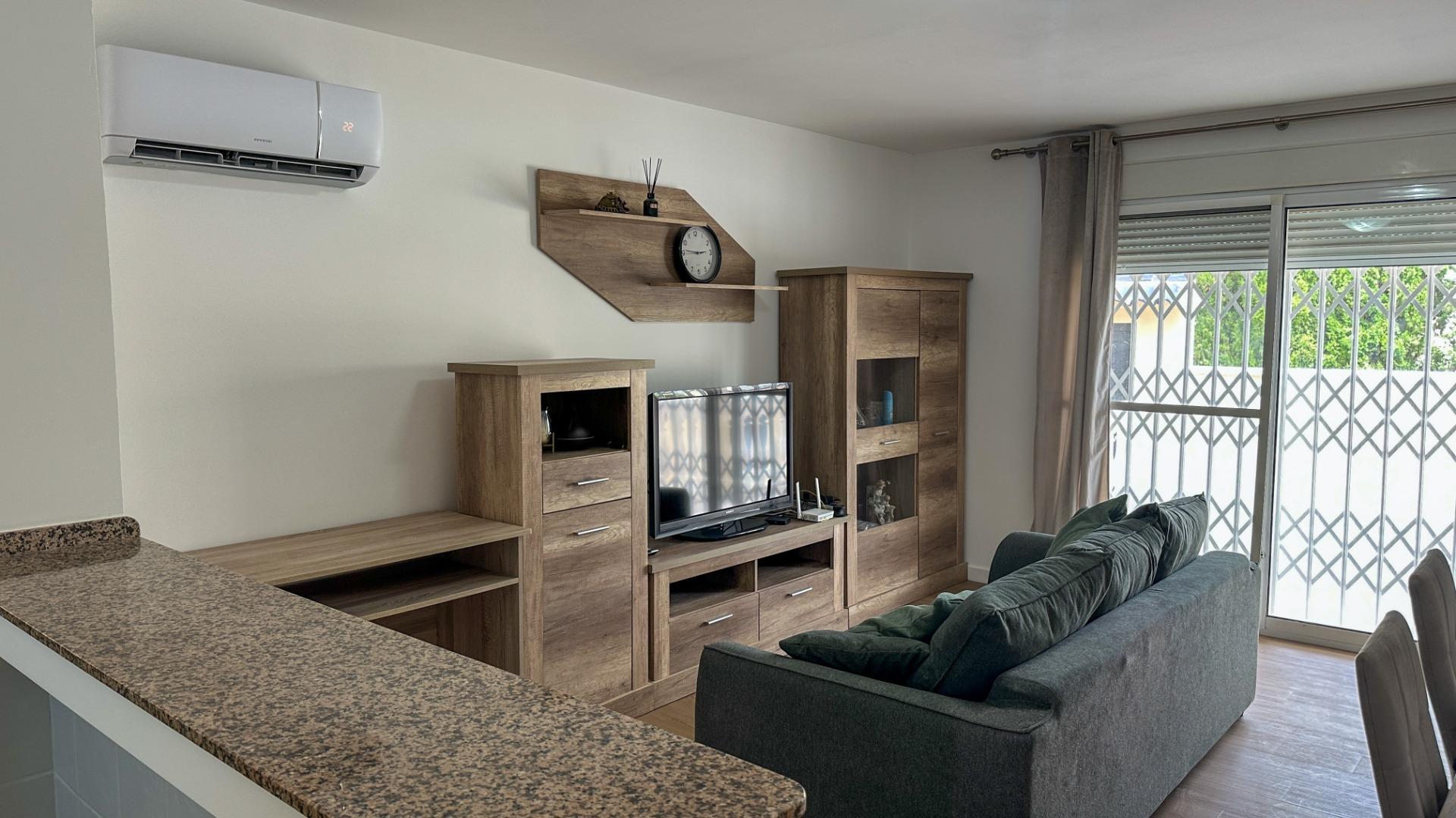 For sale - 3 Bedroom 2 Bathroom Town House in San Miguel de Salinas - El Galán  - Alicante