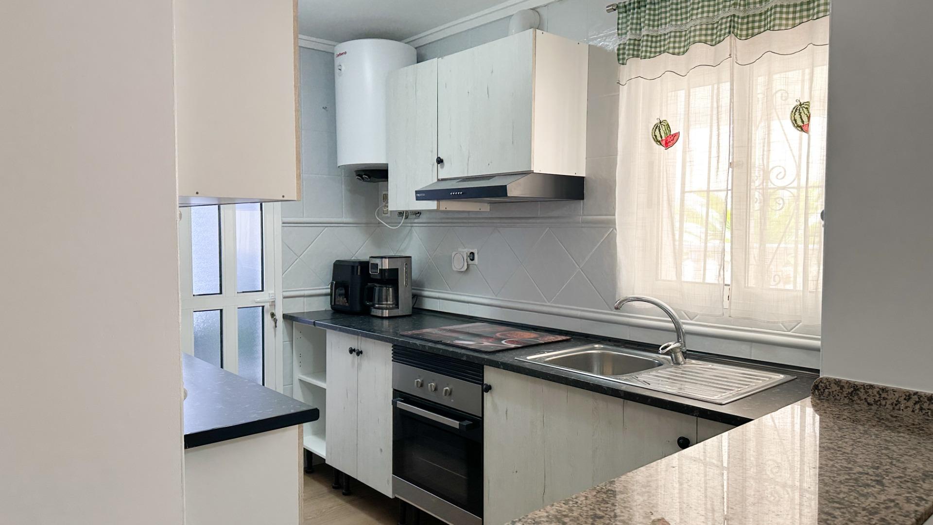 For sale - 3 Bedroom 2 Bathroom Town House in San Miguel de Salinas - El Galán  - Alicante