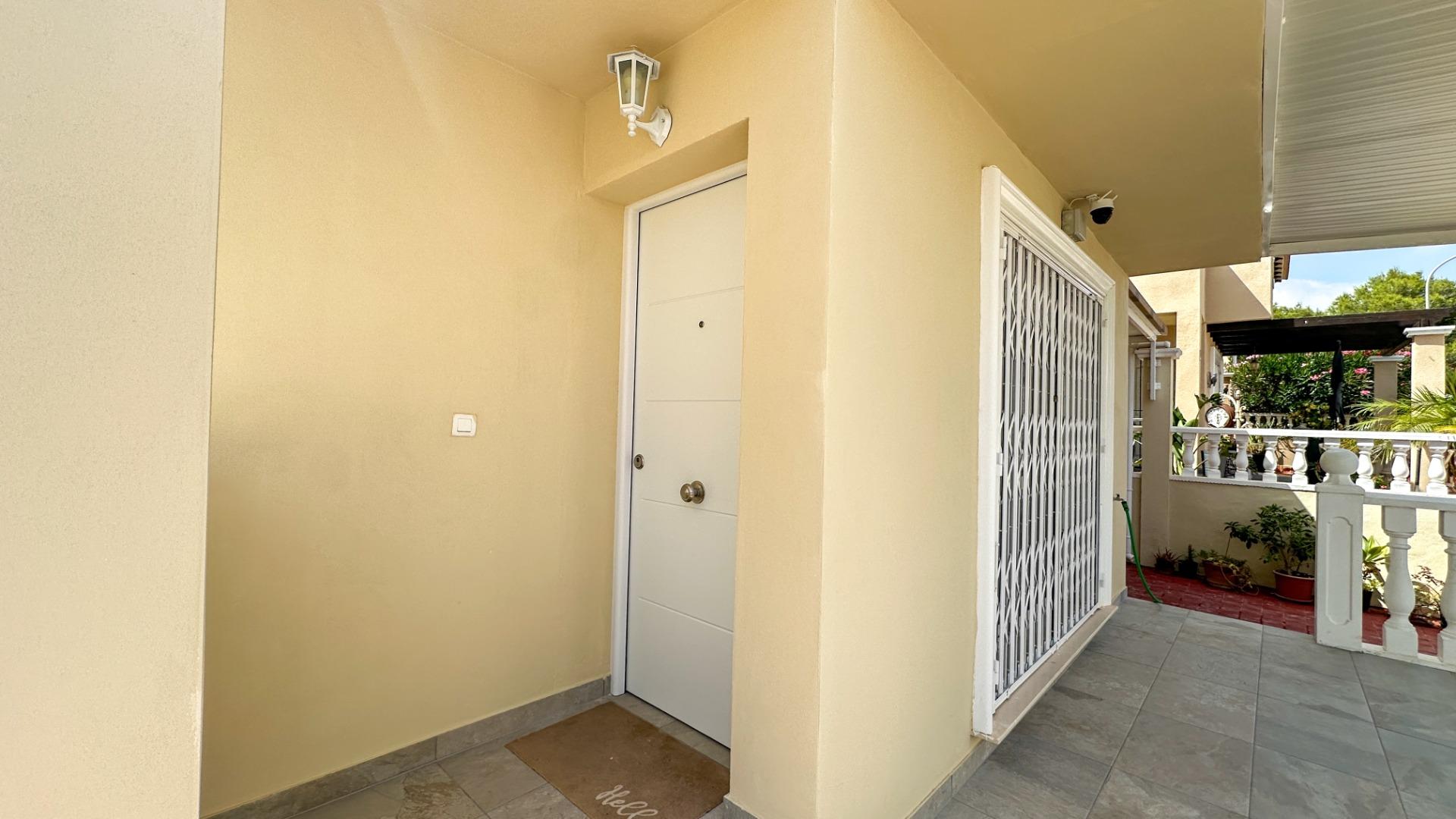 For sale - 3 Bedroom 2 Bathroom Town House in San Miguel de Salinas - El Galán  - Alicante