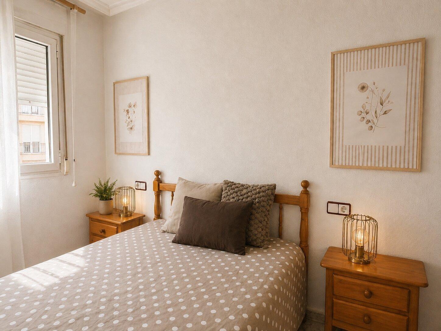 For sale - 2 Bedroom 1 Bathroom Apartment in Torrevieja - Habaneras  - Alicante
