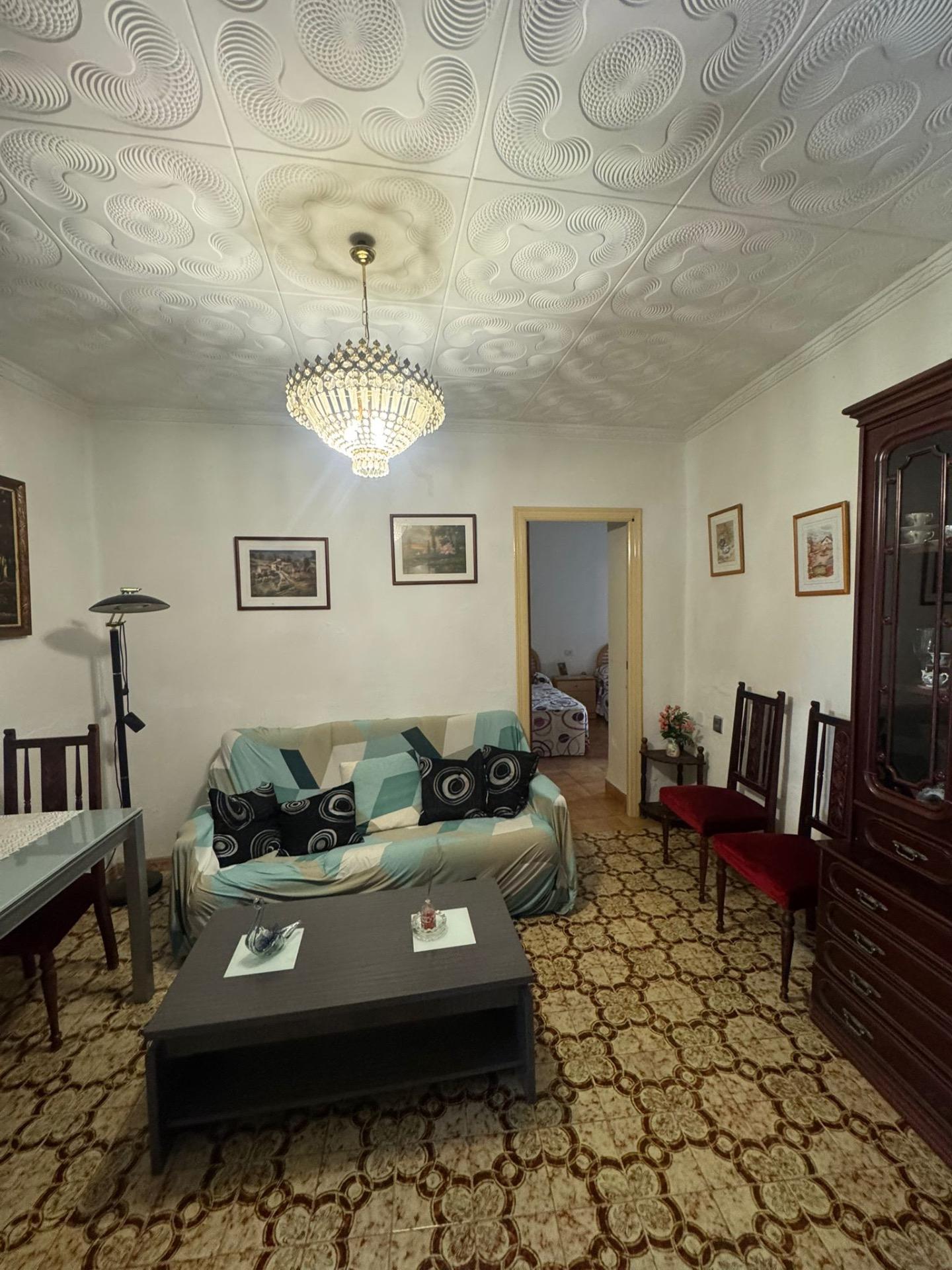 For sale - 8 Bedroom 3 Bathroom Town House in Orihuela - Orihuela Ciudad  - Alicante