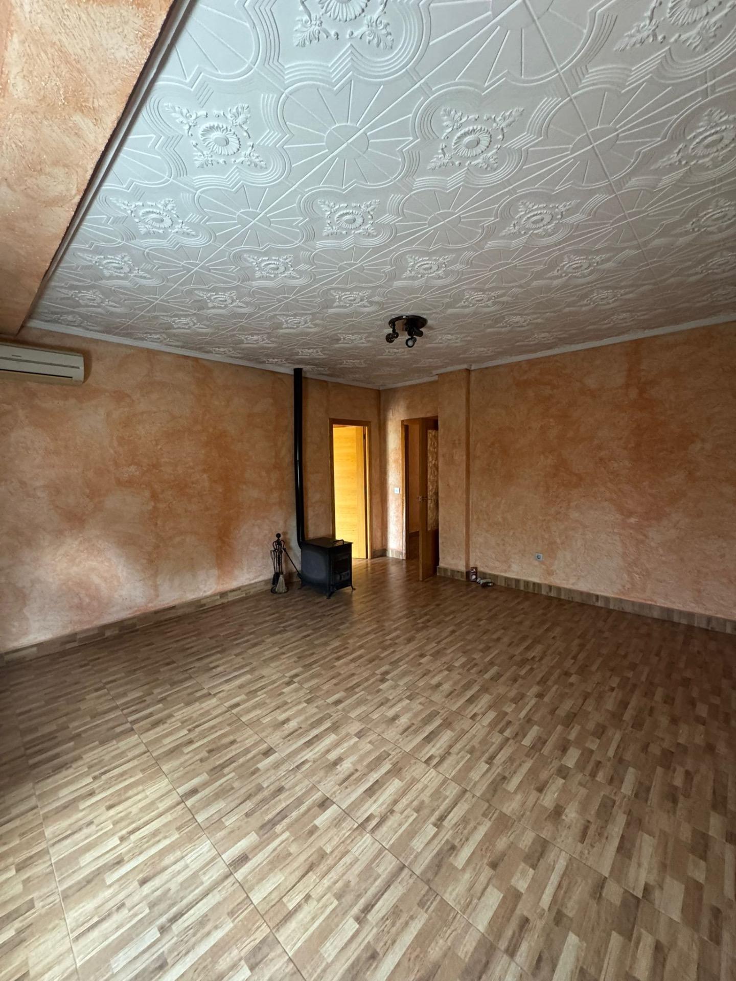 For sale - 8 Bedroom 3 Bathroom Town House in Orihuela - Orihuela Ciudad  - Alicante